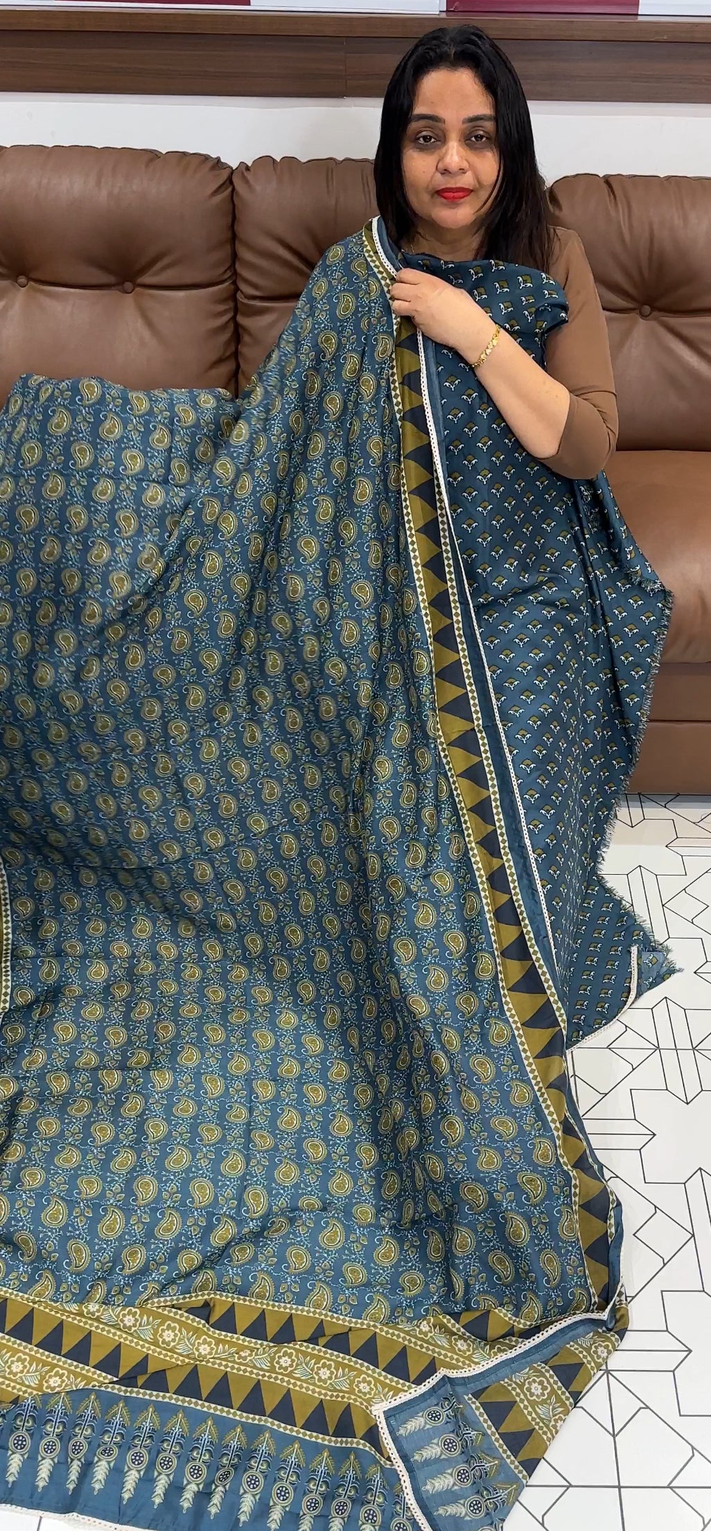 PRINTED MUSLIN UNSTITCHED SALWAR SUITS - IHA 20668