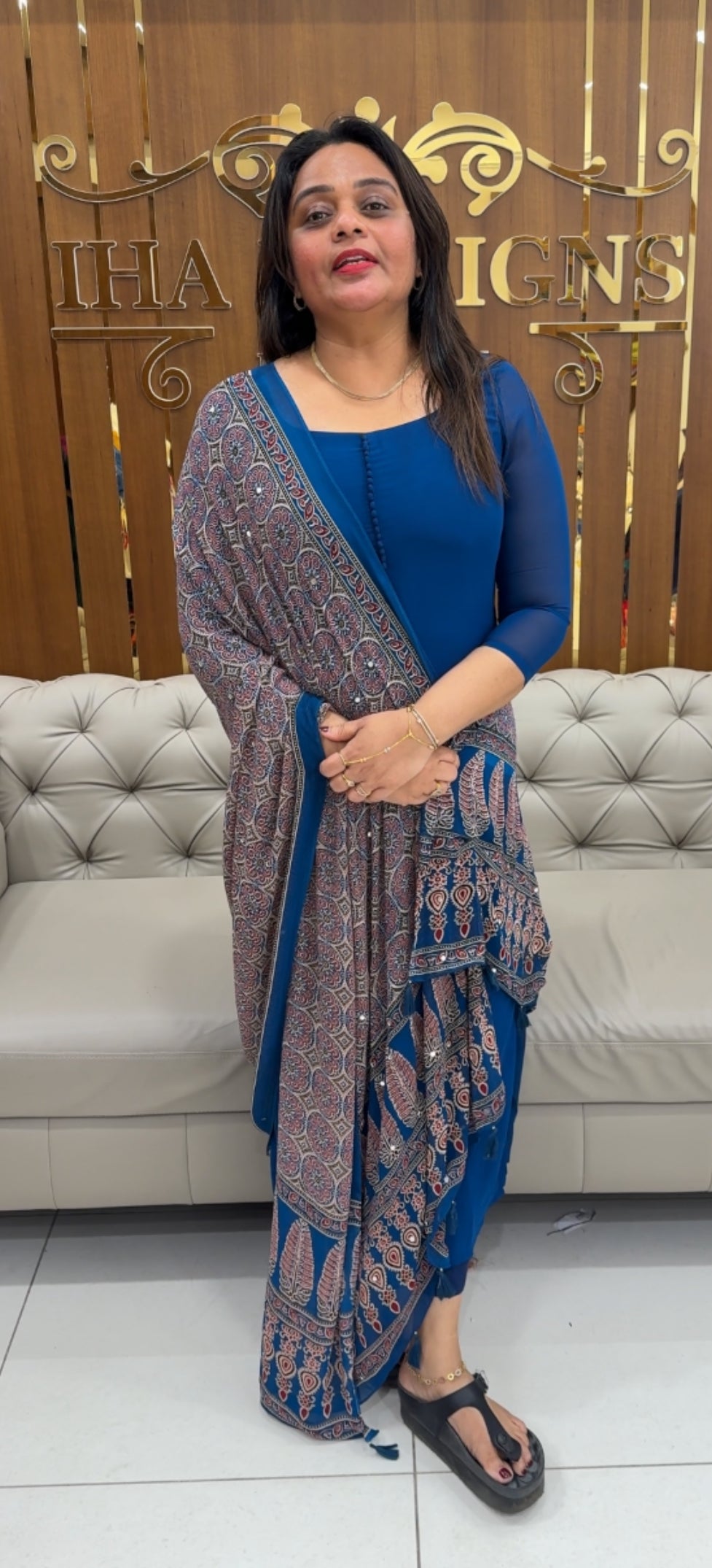 IHA'S IN-HOUSE GEORGETTE ALINE TOP AND DUPATTA - IHA 25818
