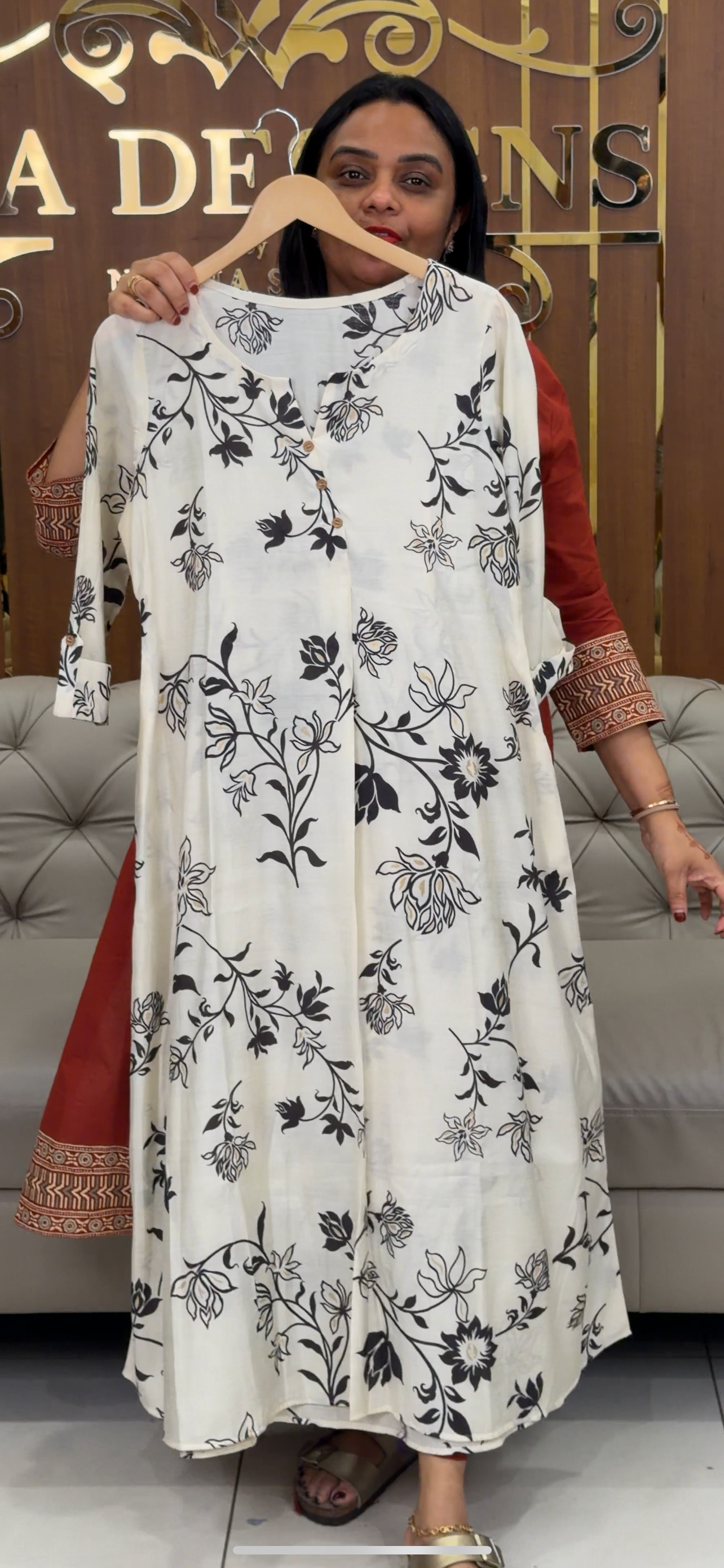 IHA'S IN-HOUSE MUL CHANDERI ALINE TOPS - IHA 31875