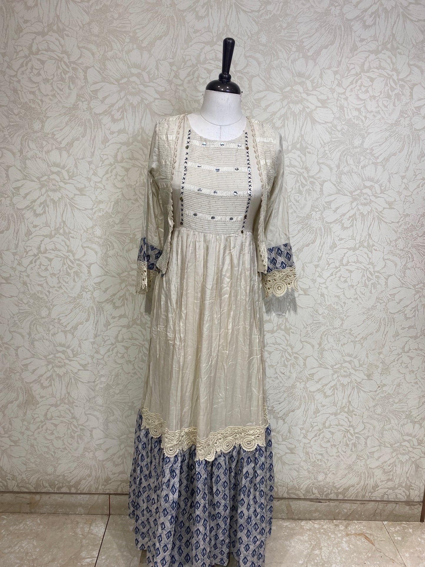OFFER SALES TOPS COLLECTIONS - IHA 27023