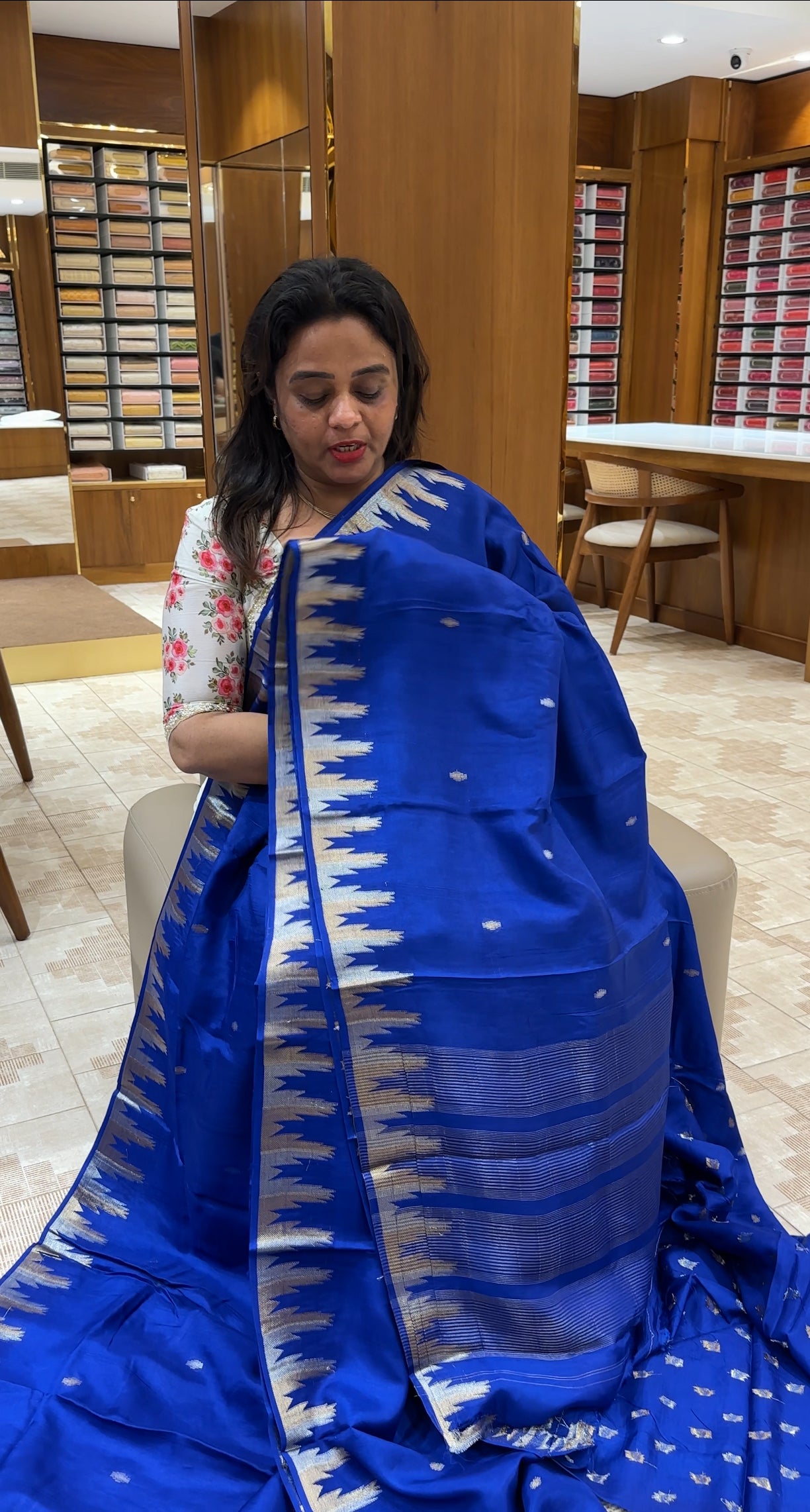 DOLA BANARASI SAREES - IHA 25712