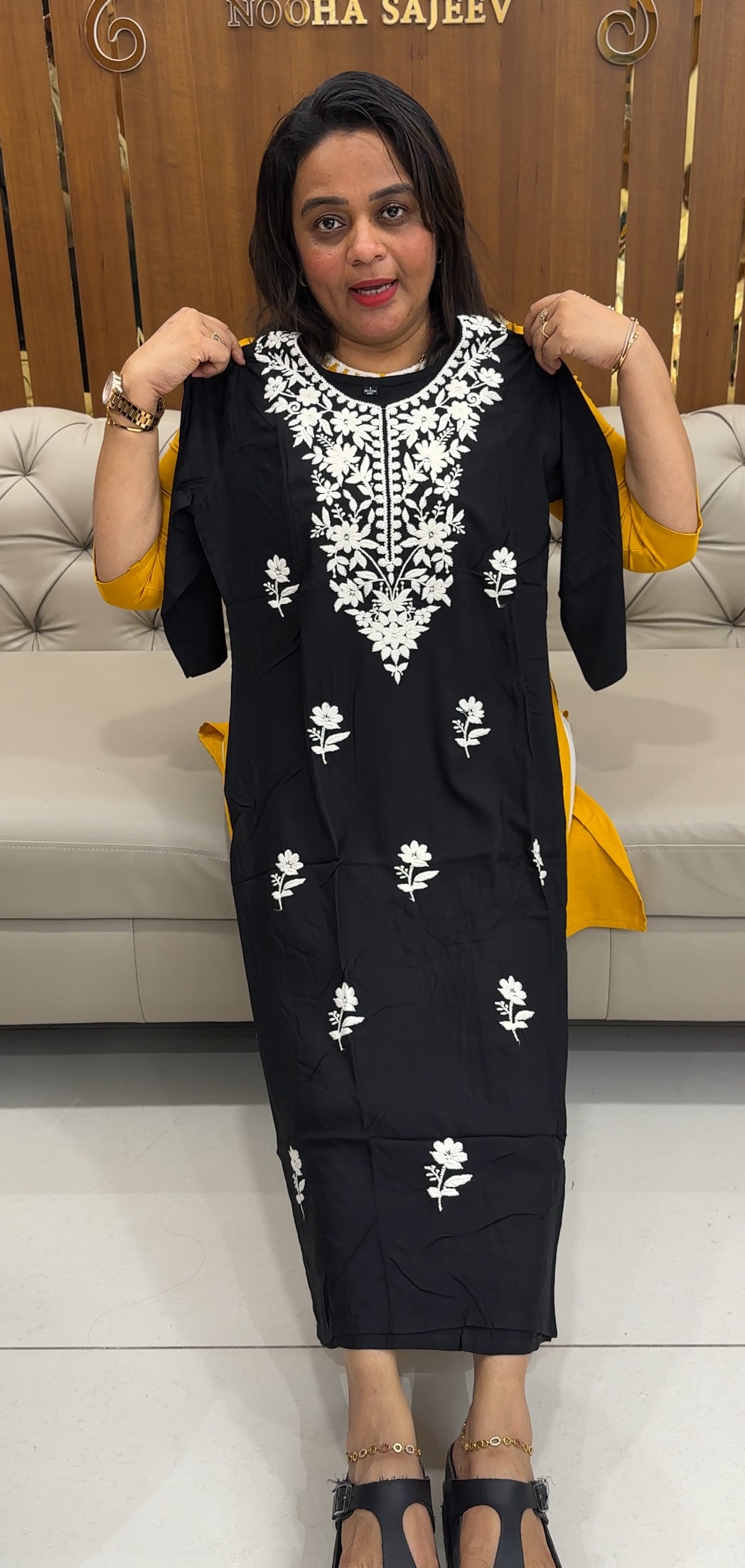 LUCKNOWI CHIKANKARI TOPS - IHA 25751