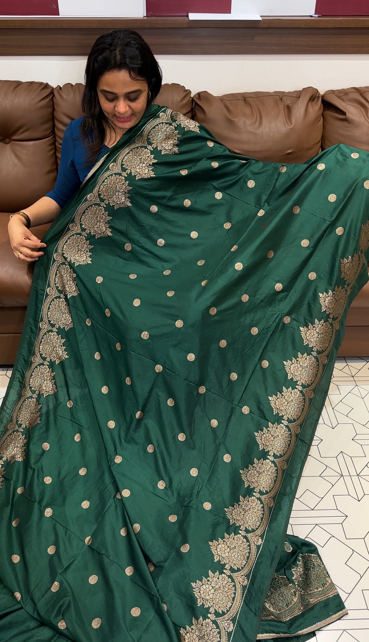 SEMI BANARASI SAREES - IHA 26637