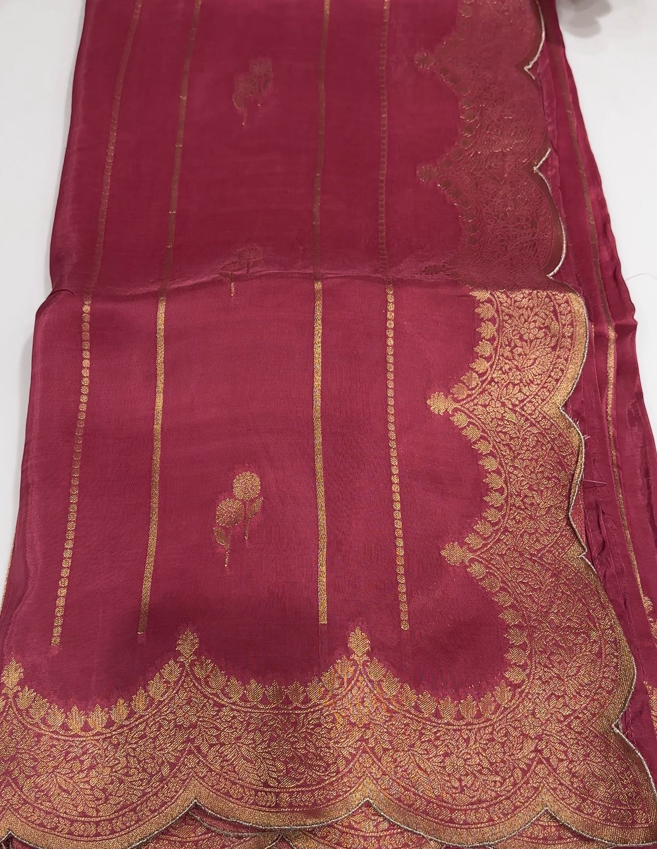 SILK BANARASI SAREES - IHA 27902