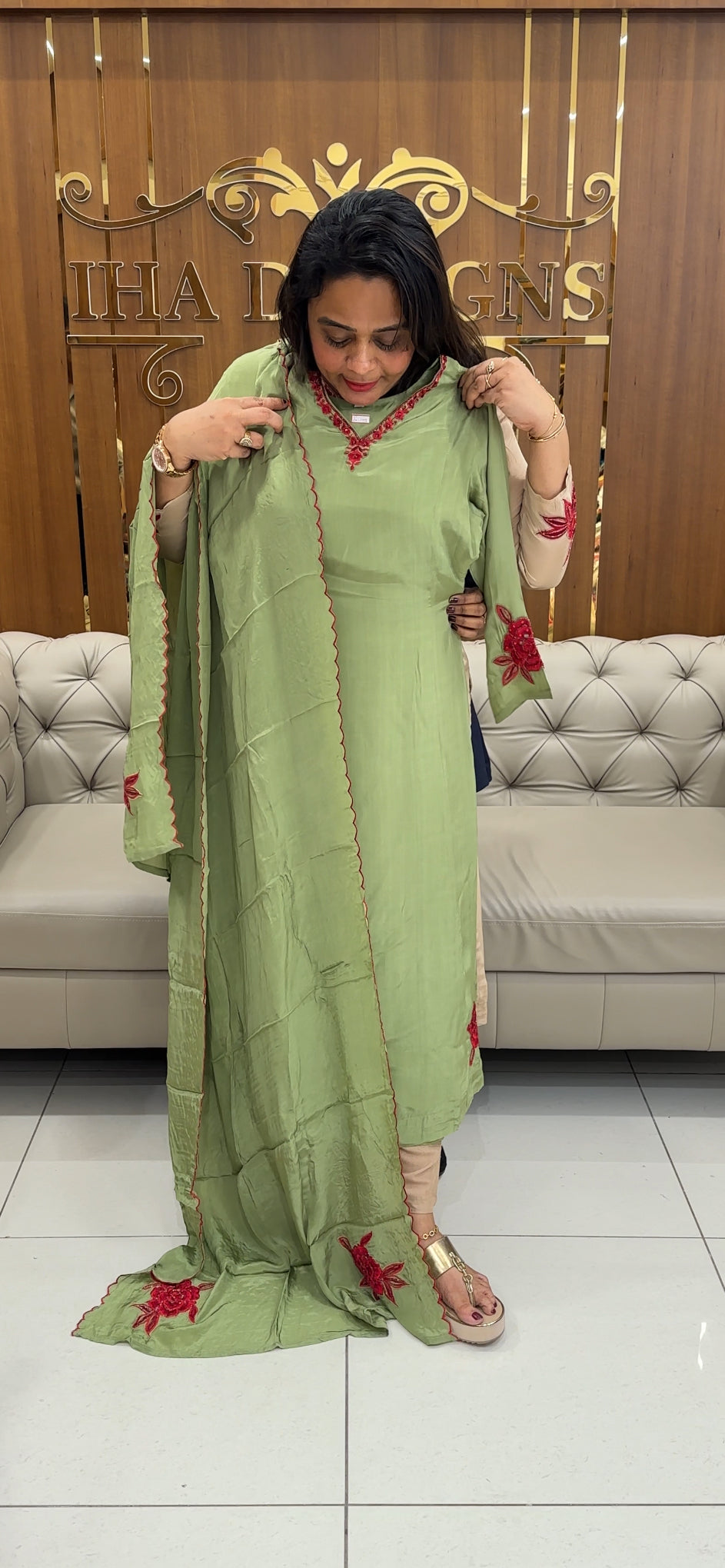 CRAPE SILK SLITTED TOP,BOTTOM AND DUPATTA - IHA 25750