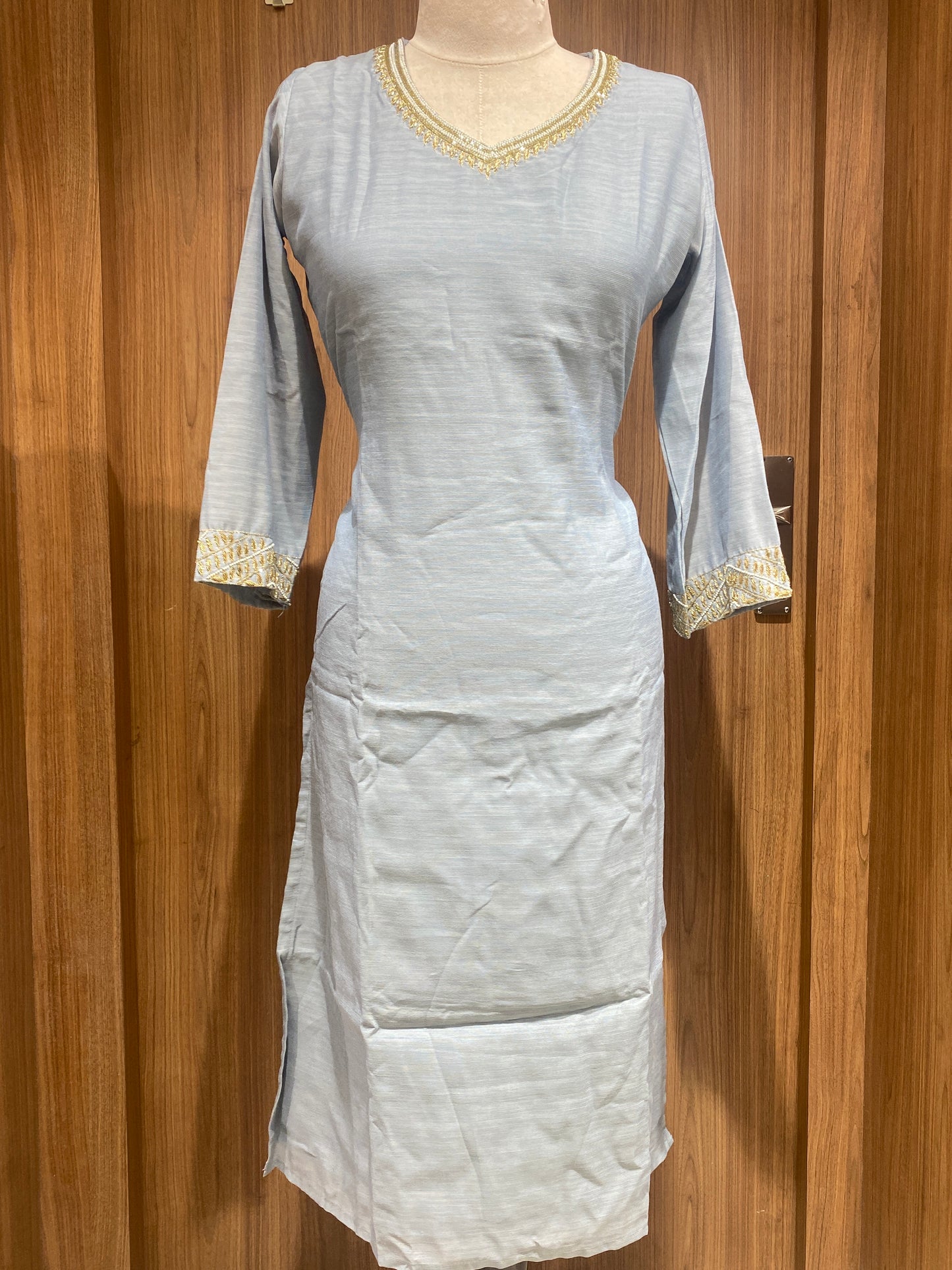 OFFER SALES TOPS COLLECTIONS - IHA 27006