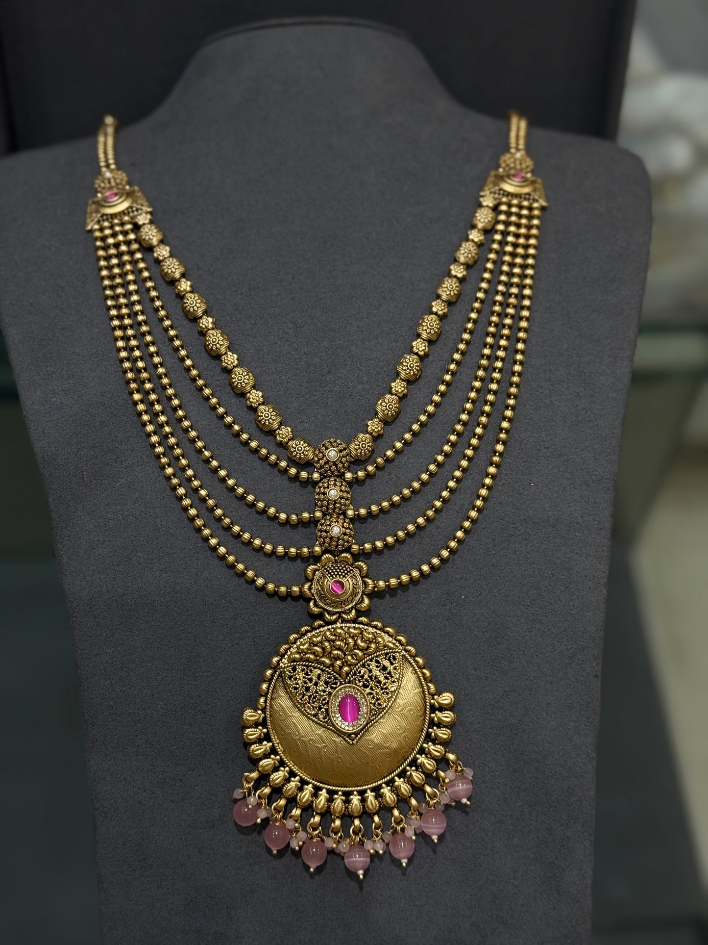 DESIGNER NECKLACE SETS - IHA 26304