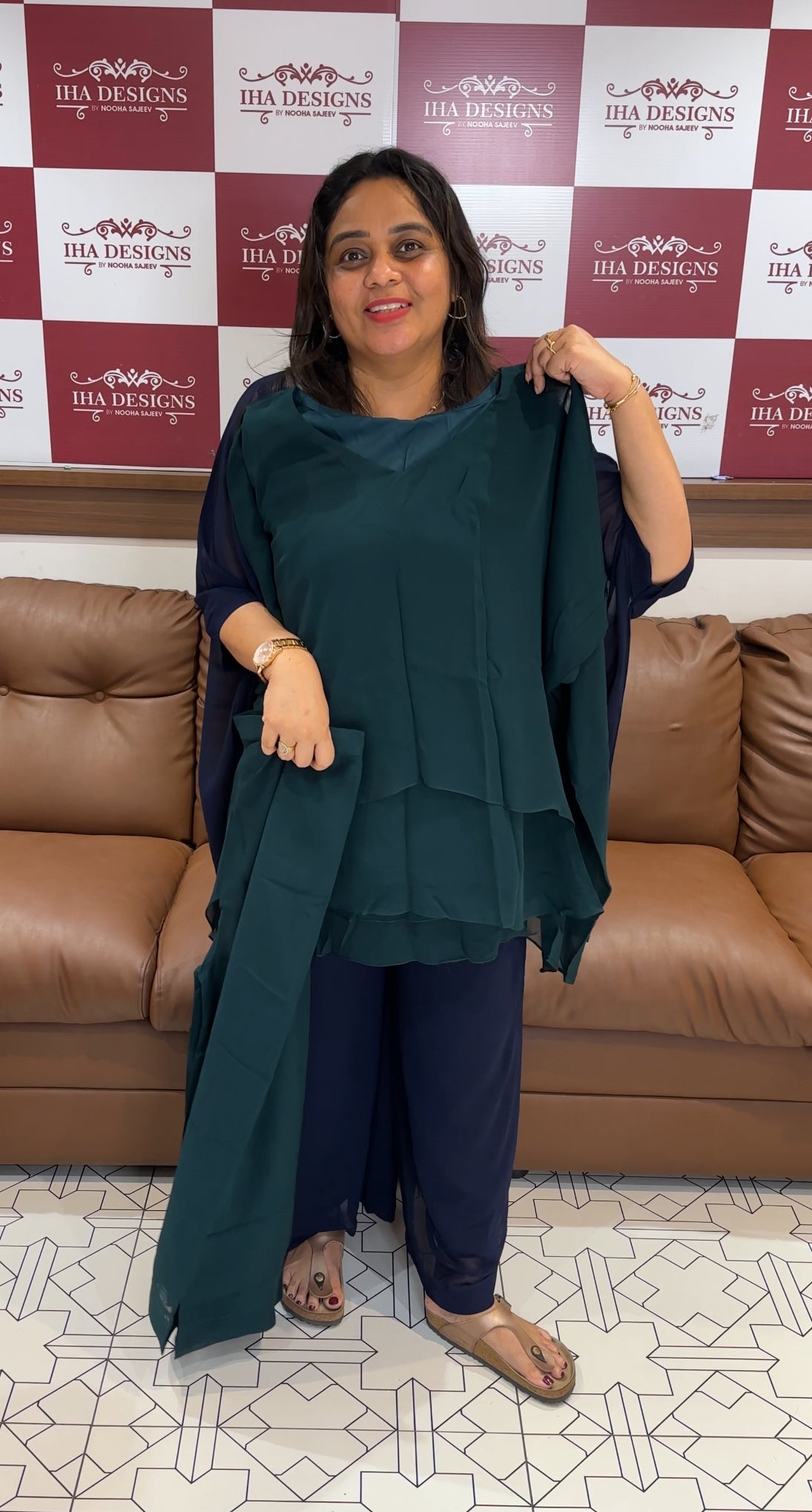 IHA'S IN-HOUSE DESIGNER SHORT KAFTAN - IHA 27130