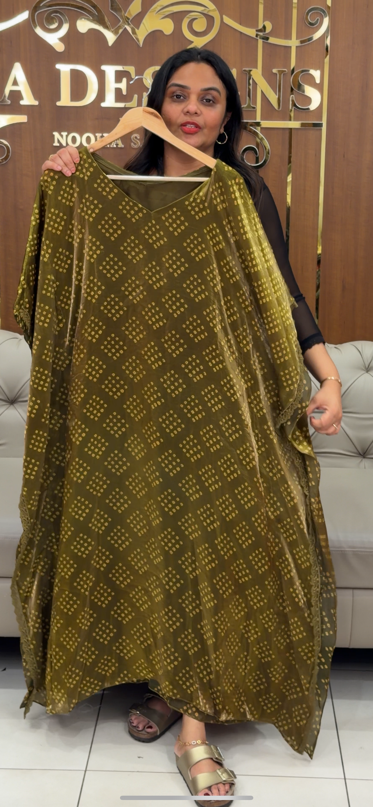 IHA'S IN-HOUSE KAFTAN TOPS - IHA 30591