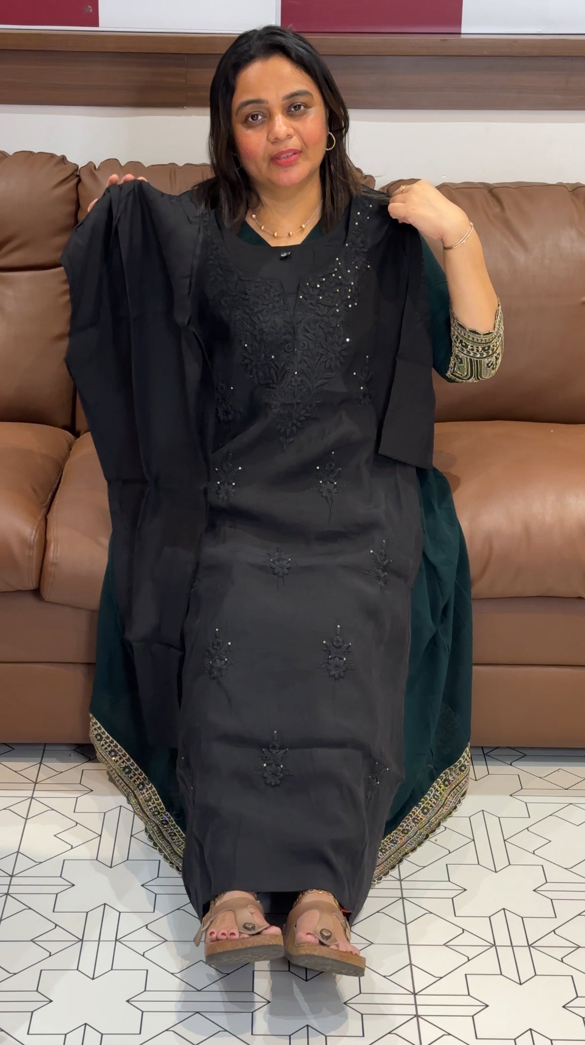 CHIKANKARI TOP AND BOTTOM - IHA 27359