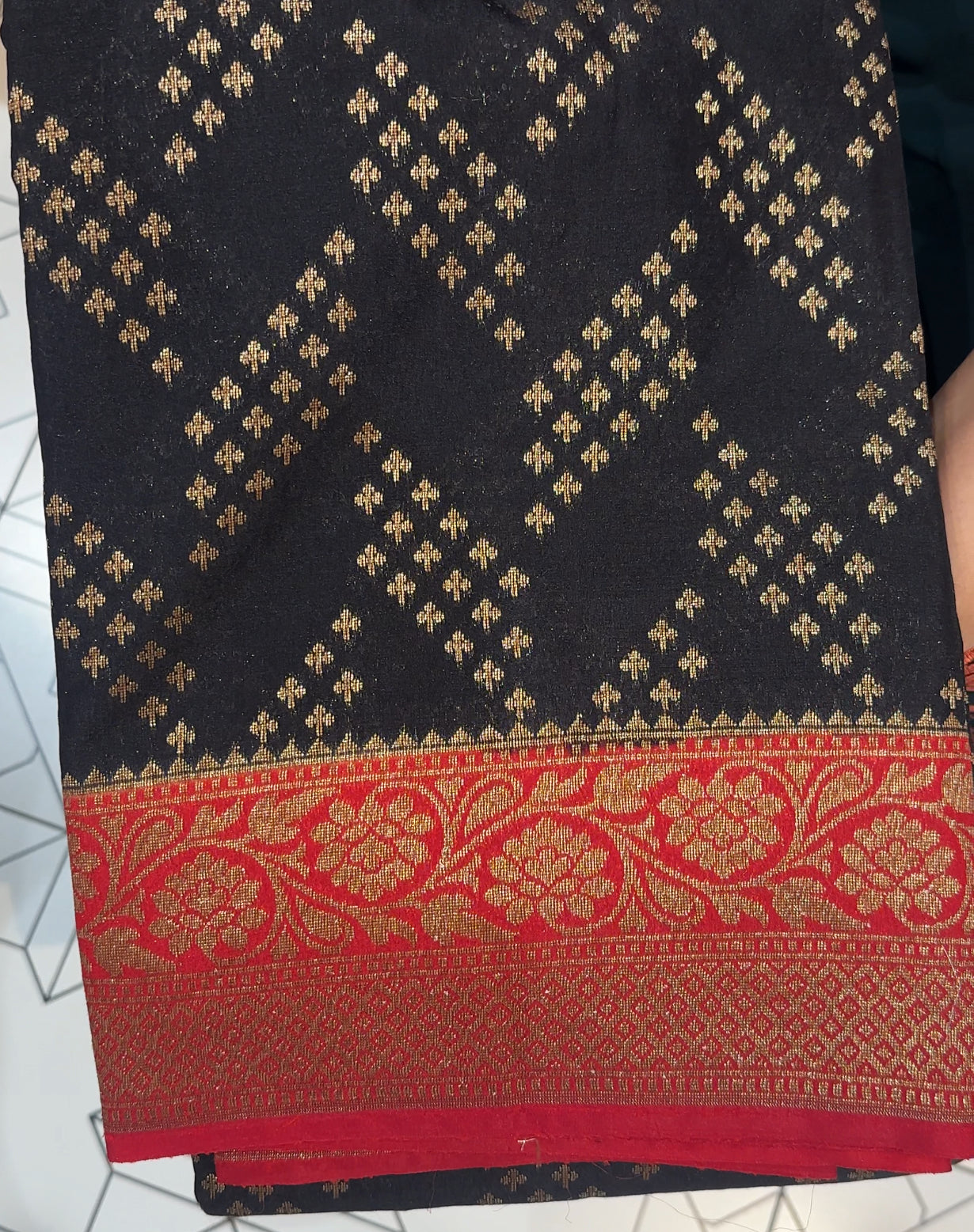 SEMI KATAN SAREES - IHA 26241