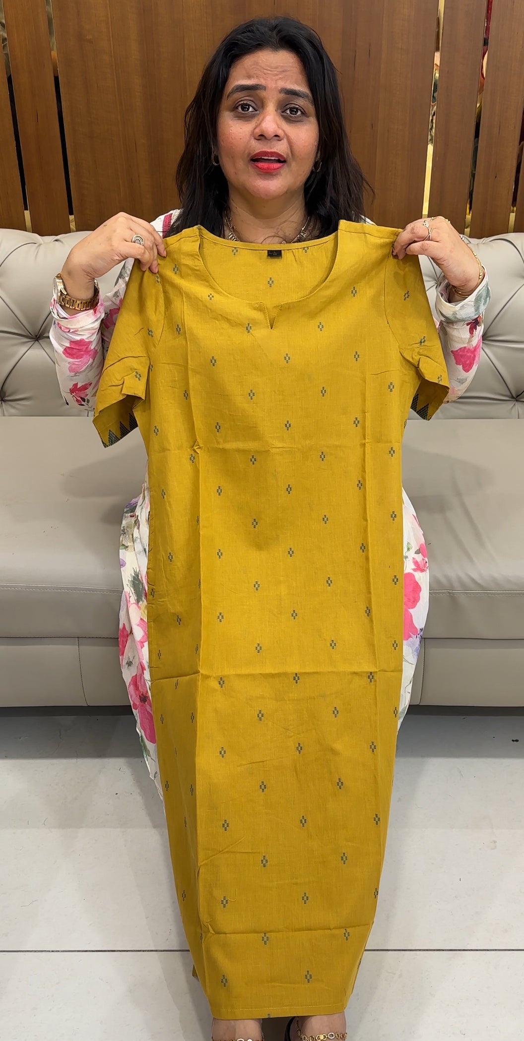 HAND LOOM COTTON LONG TOPS - IHA 26118