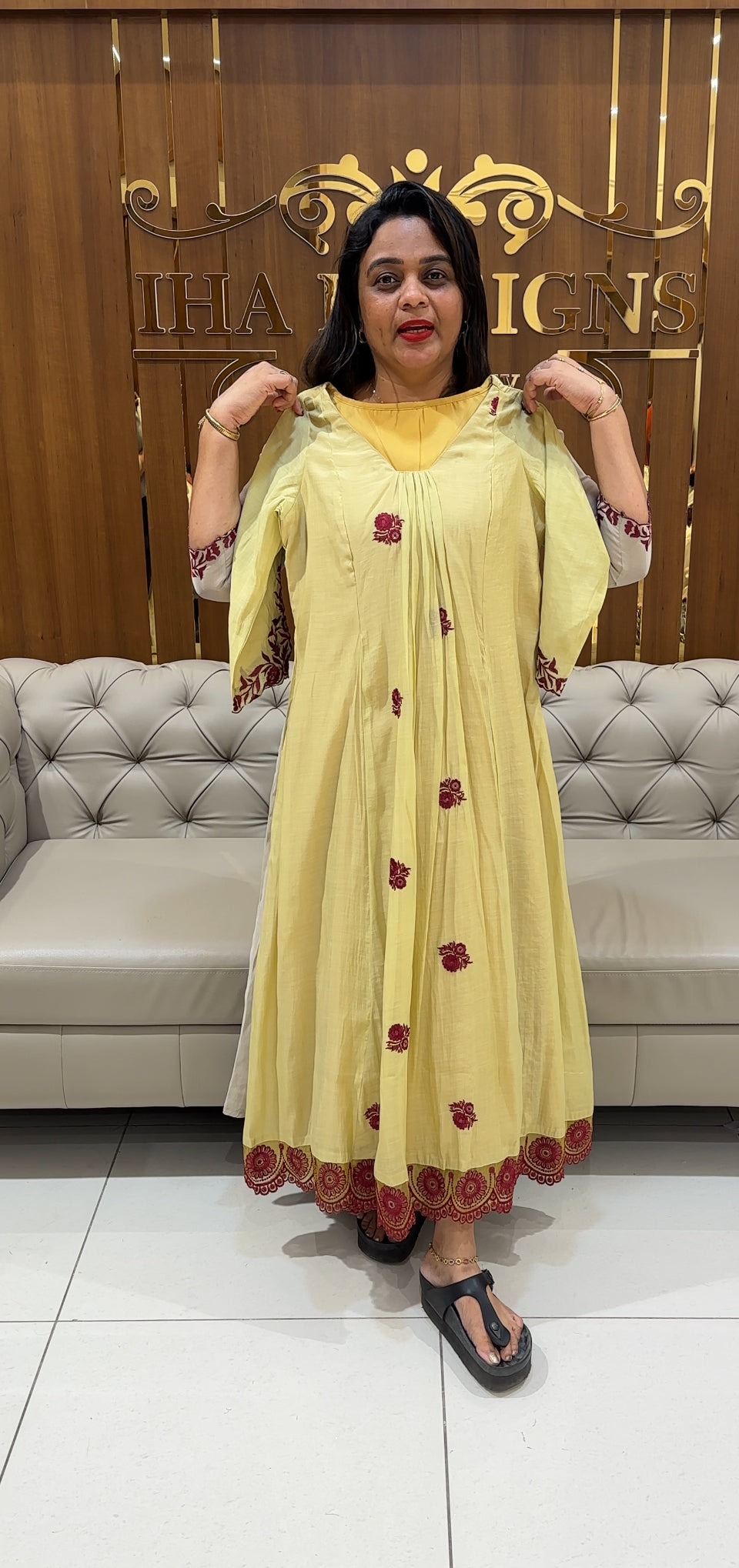 IHA'S IN-HOUSE MALAI CHANDERI ALINE TOPS - IHA 24629