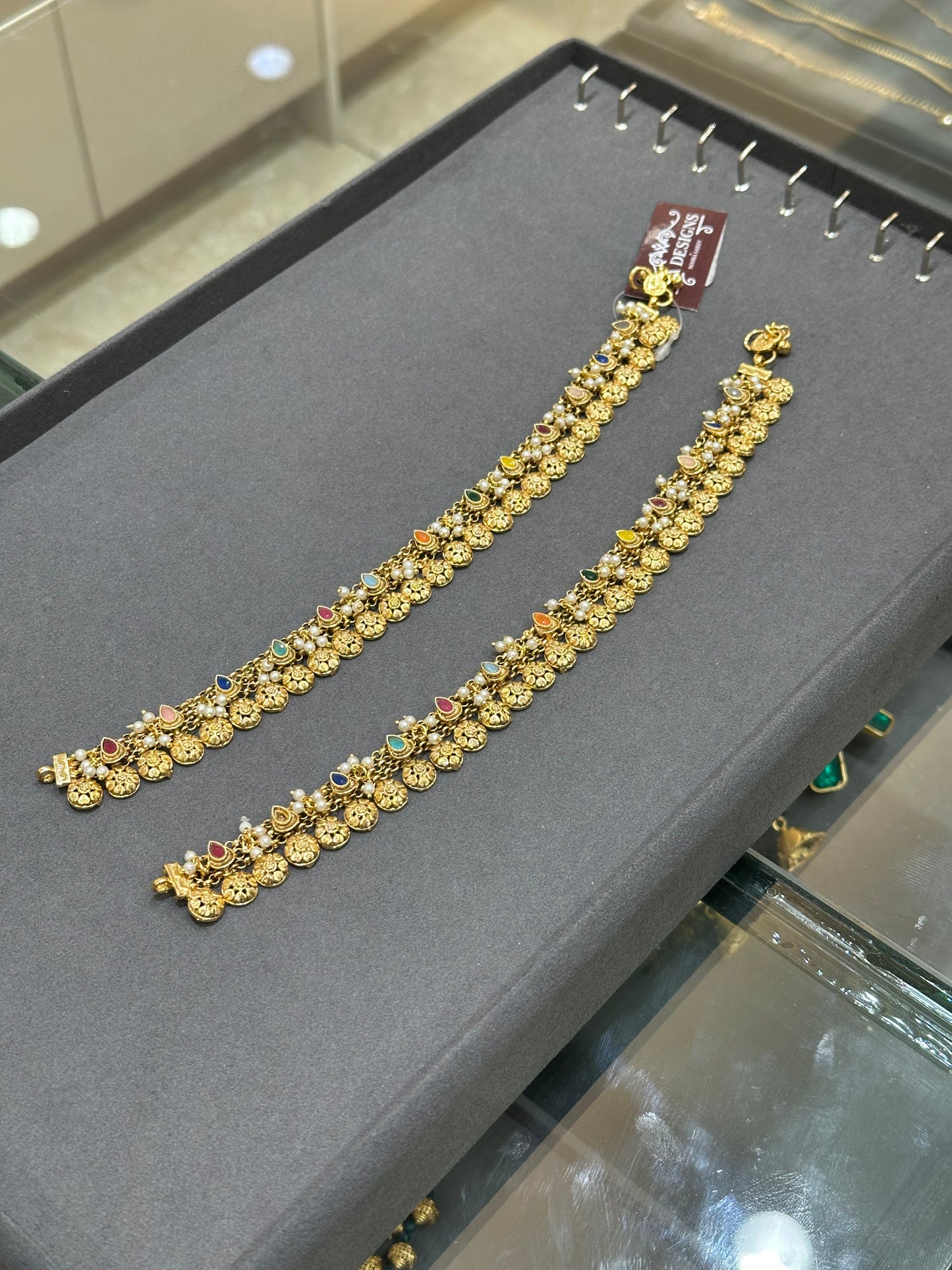 DESIGNER ANKLET COLLECTIONS - IHA 27222