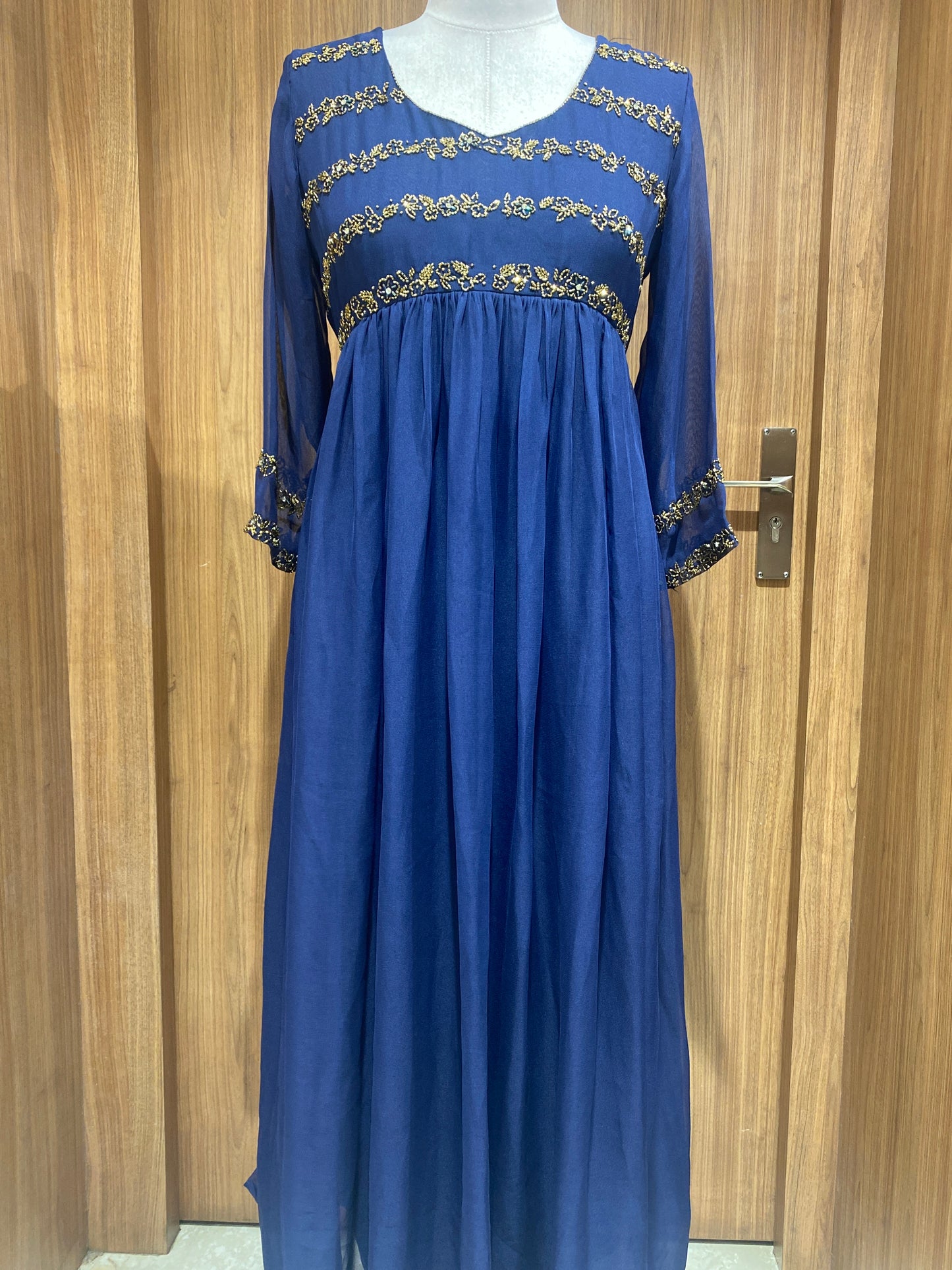 OFFER SALES TOPS COLLECTIONS - IHA 27006