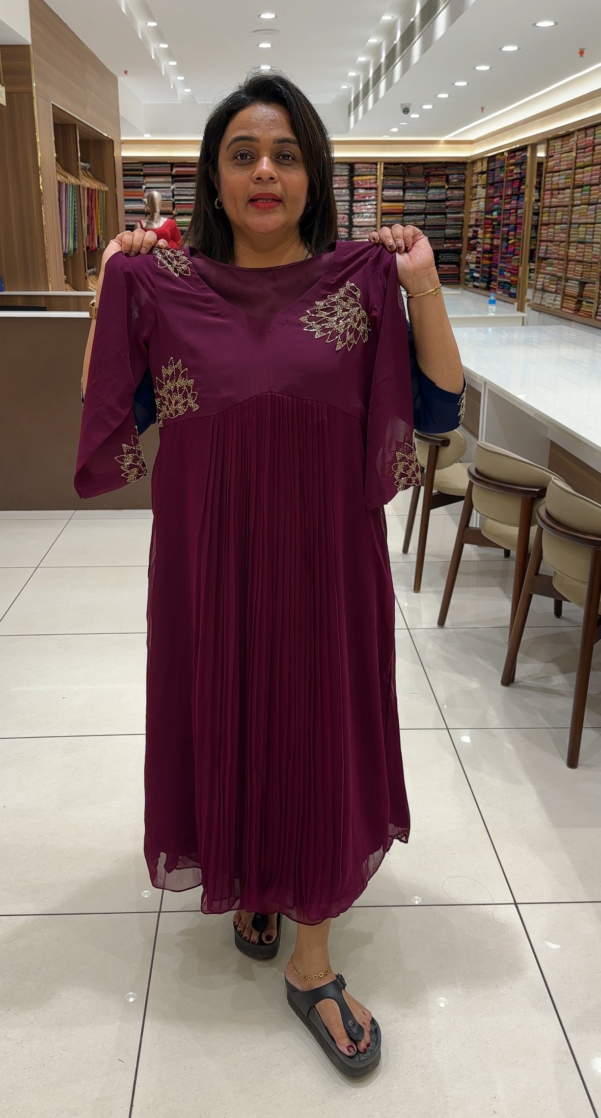 IHA'S IN-HOUSE LONG TOPS - IHA 26018