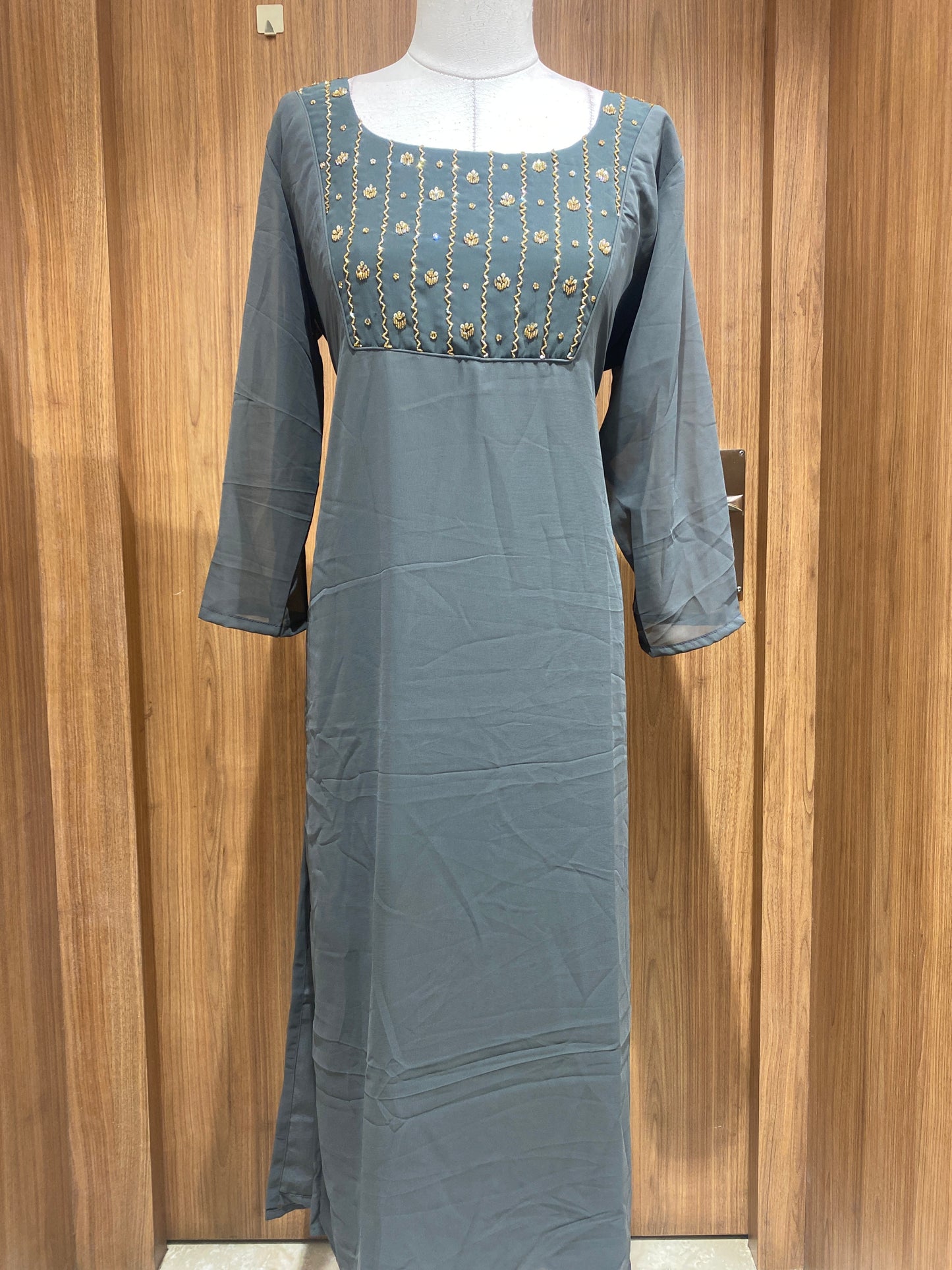 OFFER SALES TOPS COLLECTIONS - IHA 27006