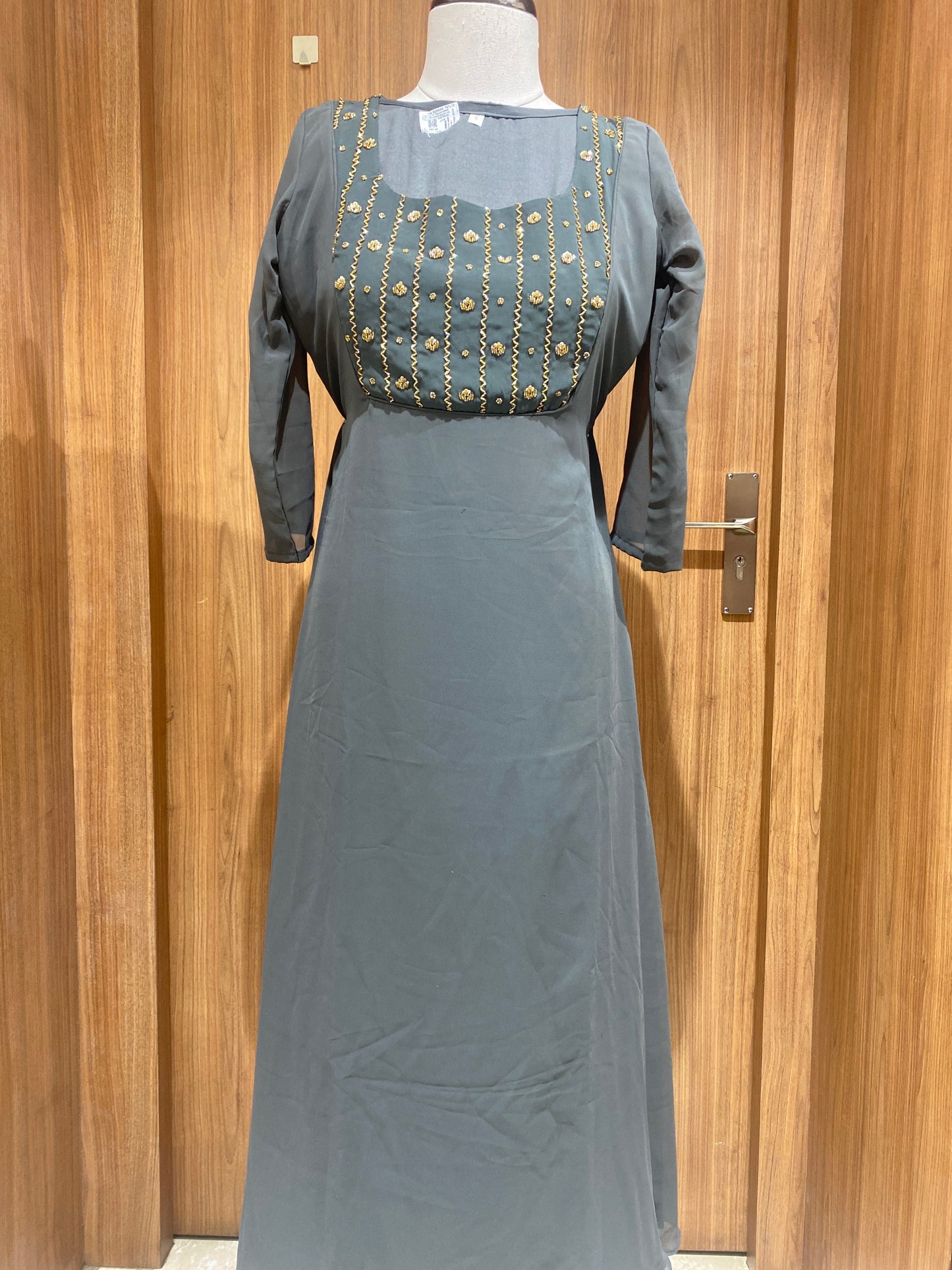 OFFER SALES TOPS COLLECTIONS - IHA 27006