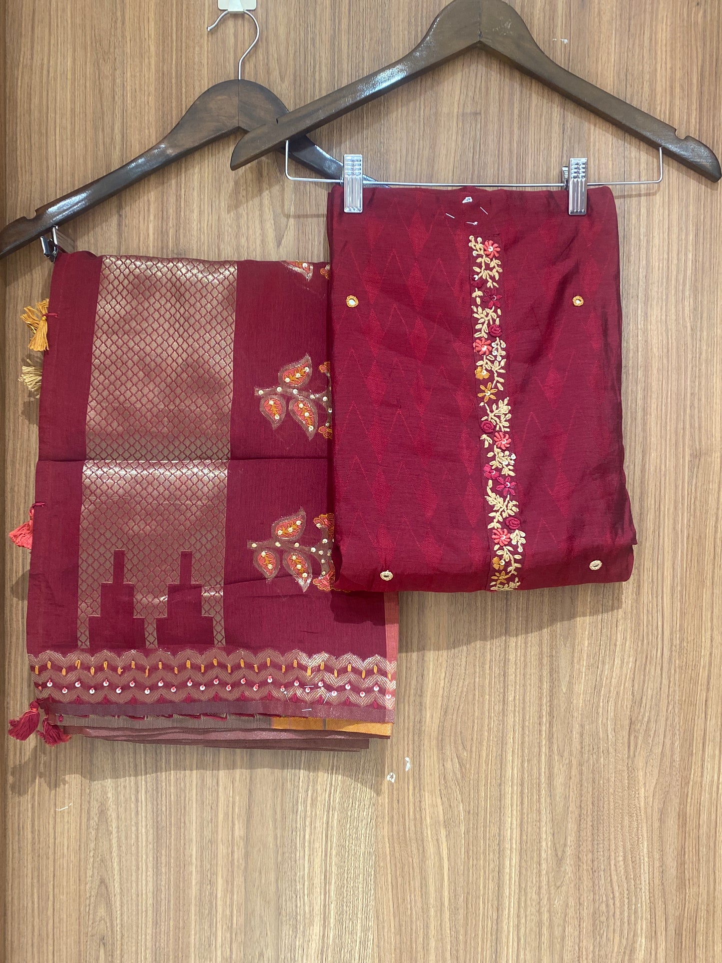 OFFER SALES UNSTITCHED SALWAR SUITS - IHA 26942