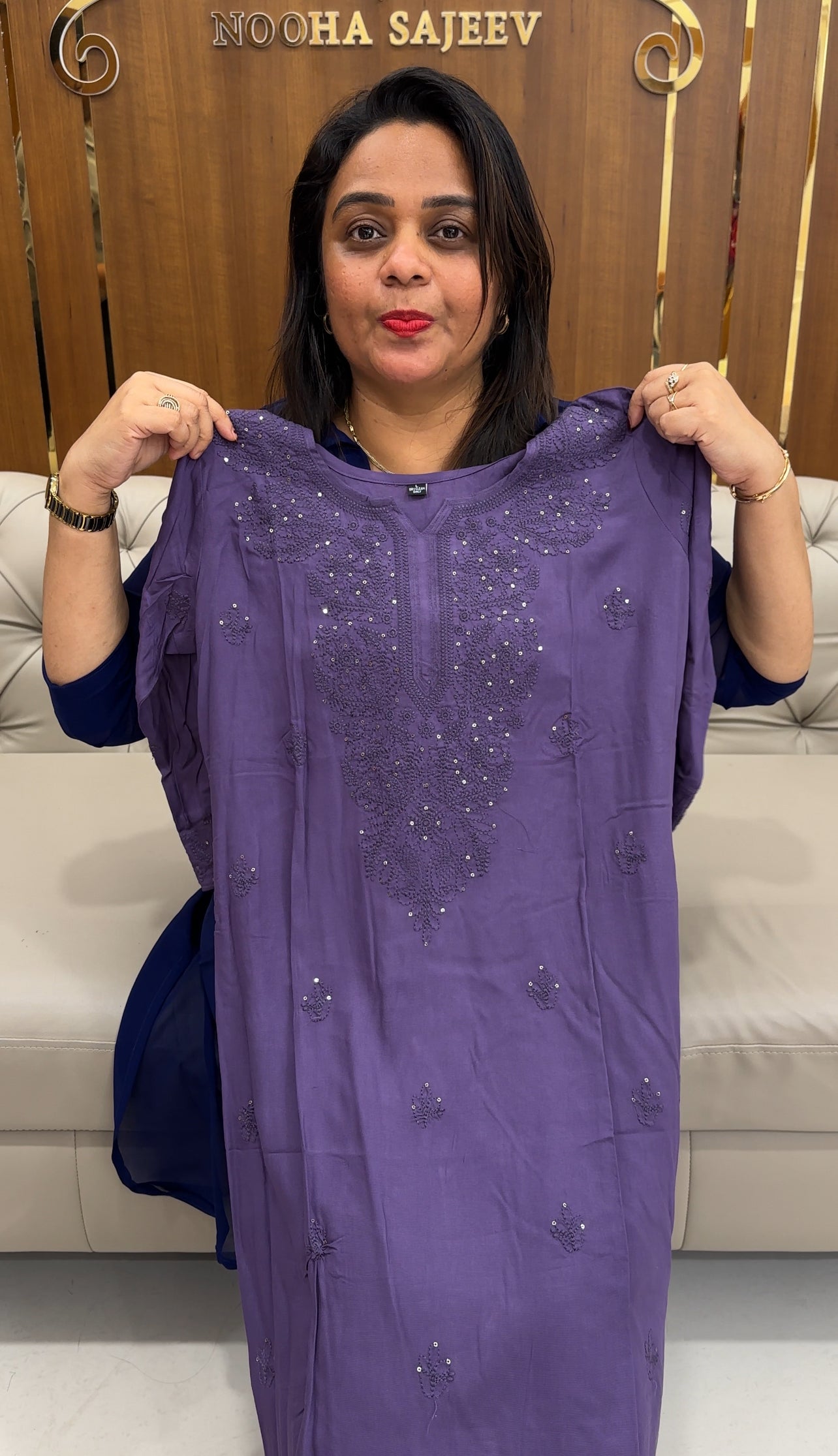 CHIKANKARI LONG TOPS - IHA 25872