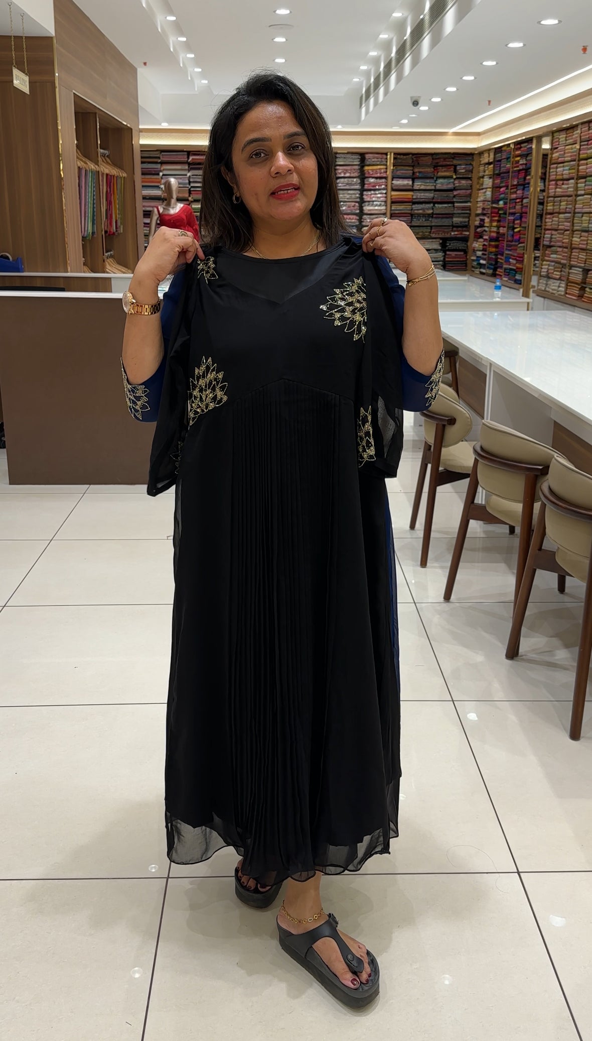 IHA'S IN-HOUSE LONG TOPS - IHA 26018