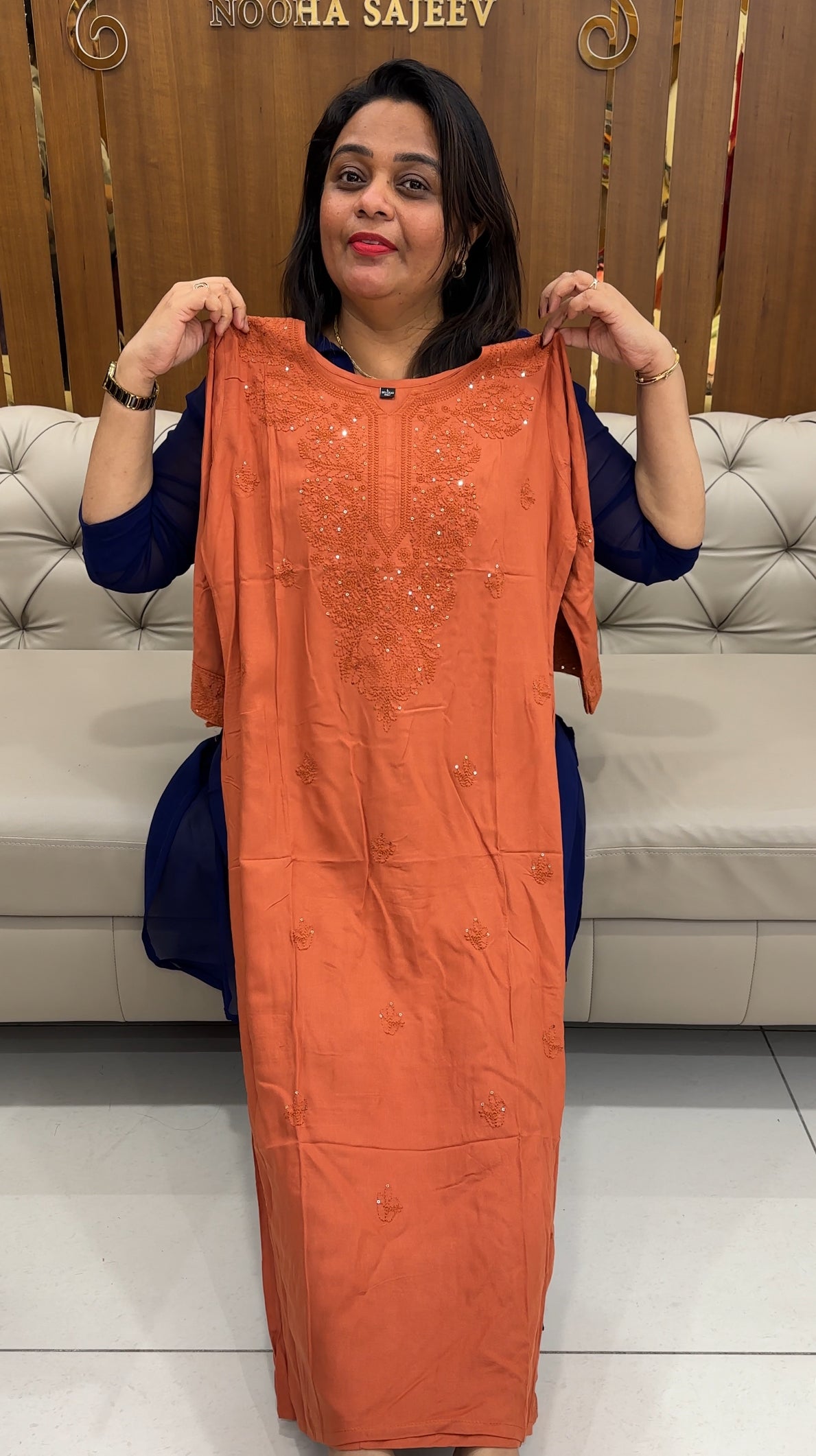CHIKANKARI LONG TOPS - IHA 25872