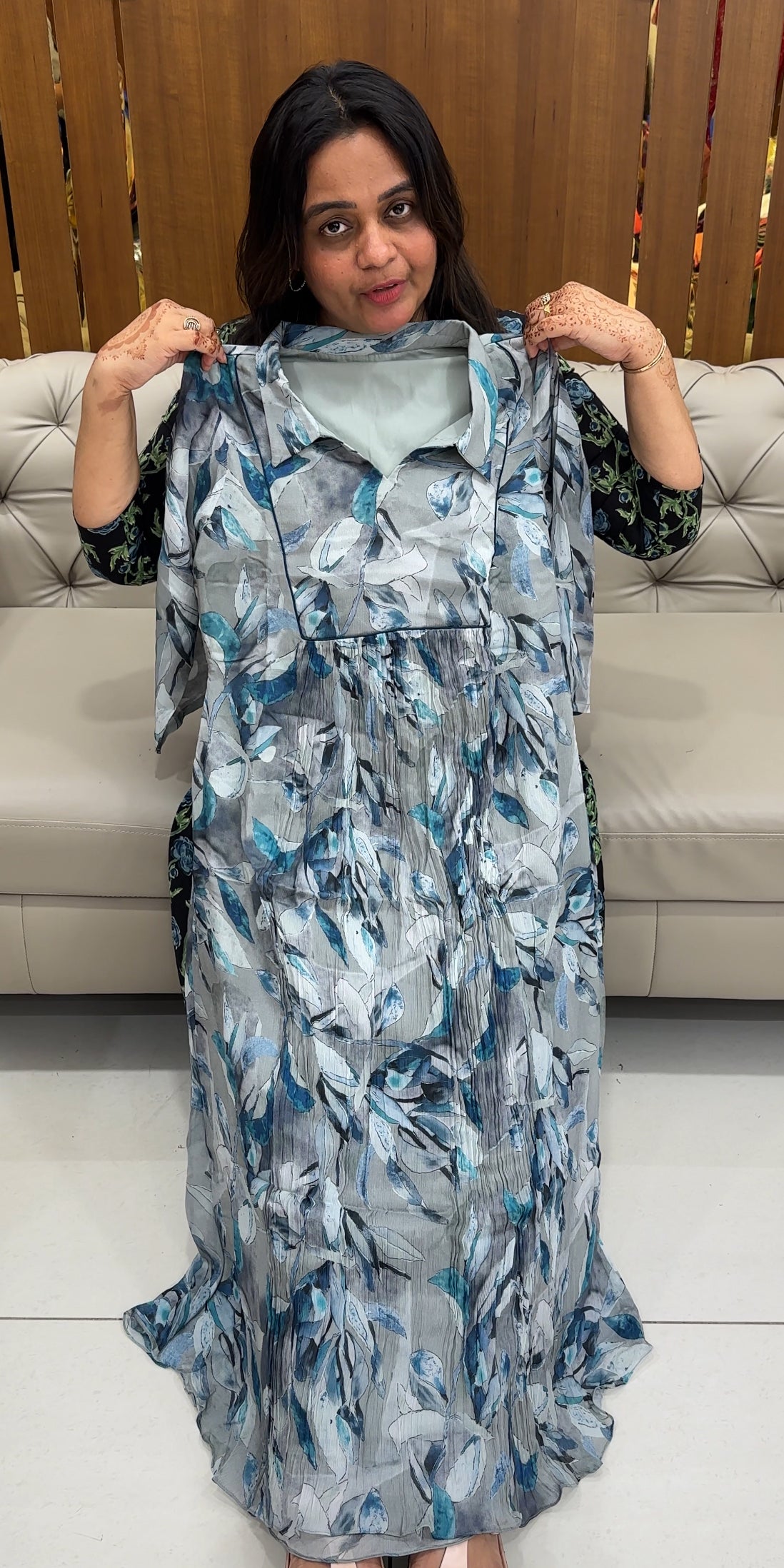 IHA'S IN-HOUSE PLATINUM CHIFFON TOPS - IHA 27435