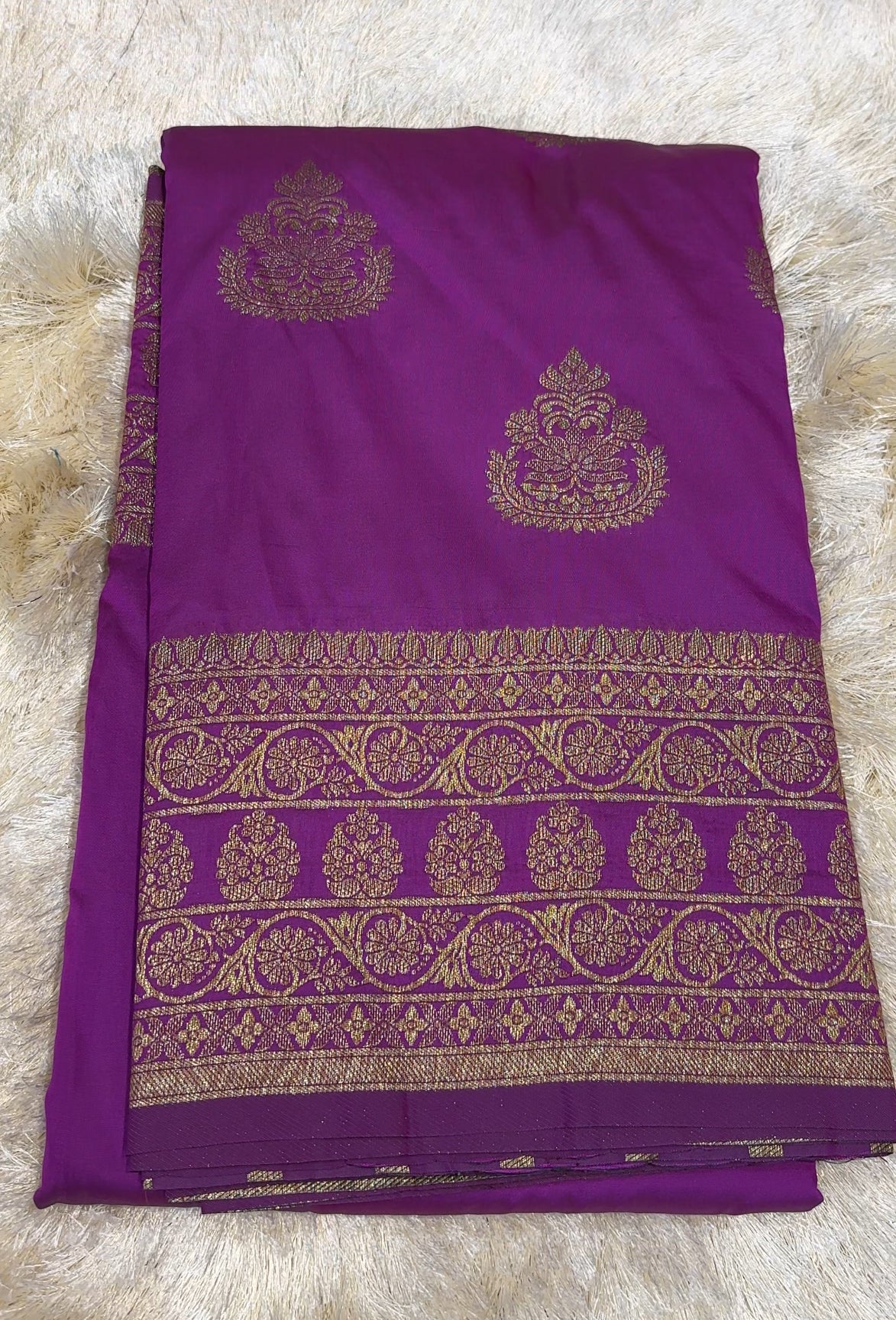 SEMI BANARASI SAREES - IHA 27779