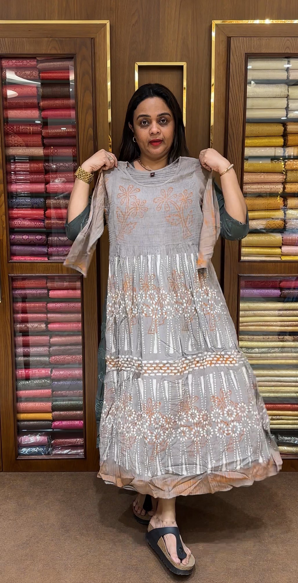SMOKING PRINTED TOPS - IHA 21903