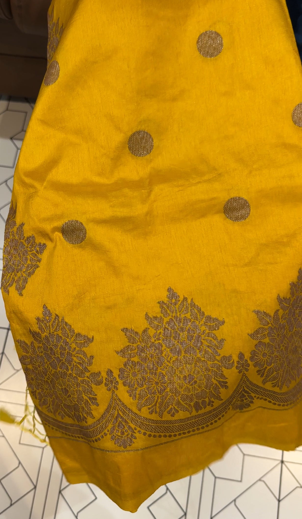 SEMI BANARASI SAREES - IHA 26637