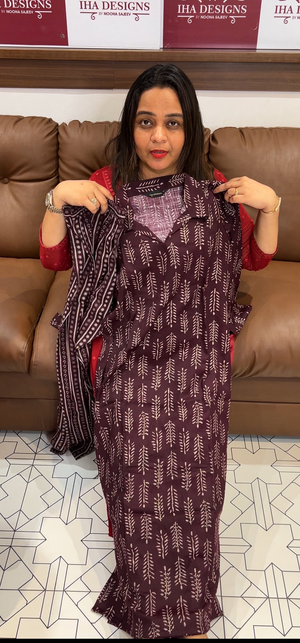 IHA'S IN-HOUSE PRINTED TOP AND BOTTOM - IHA 22722