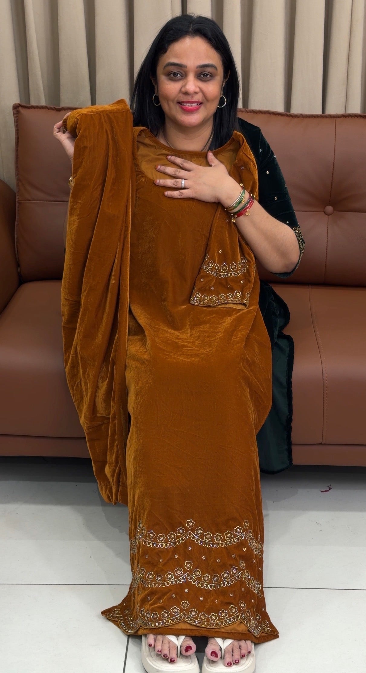 IHA'S IN-HOUSE VELVET CO-ORDS SETS - IHA 33909