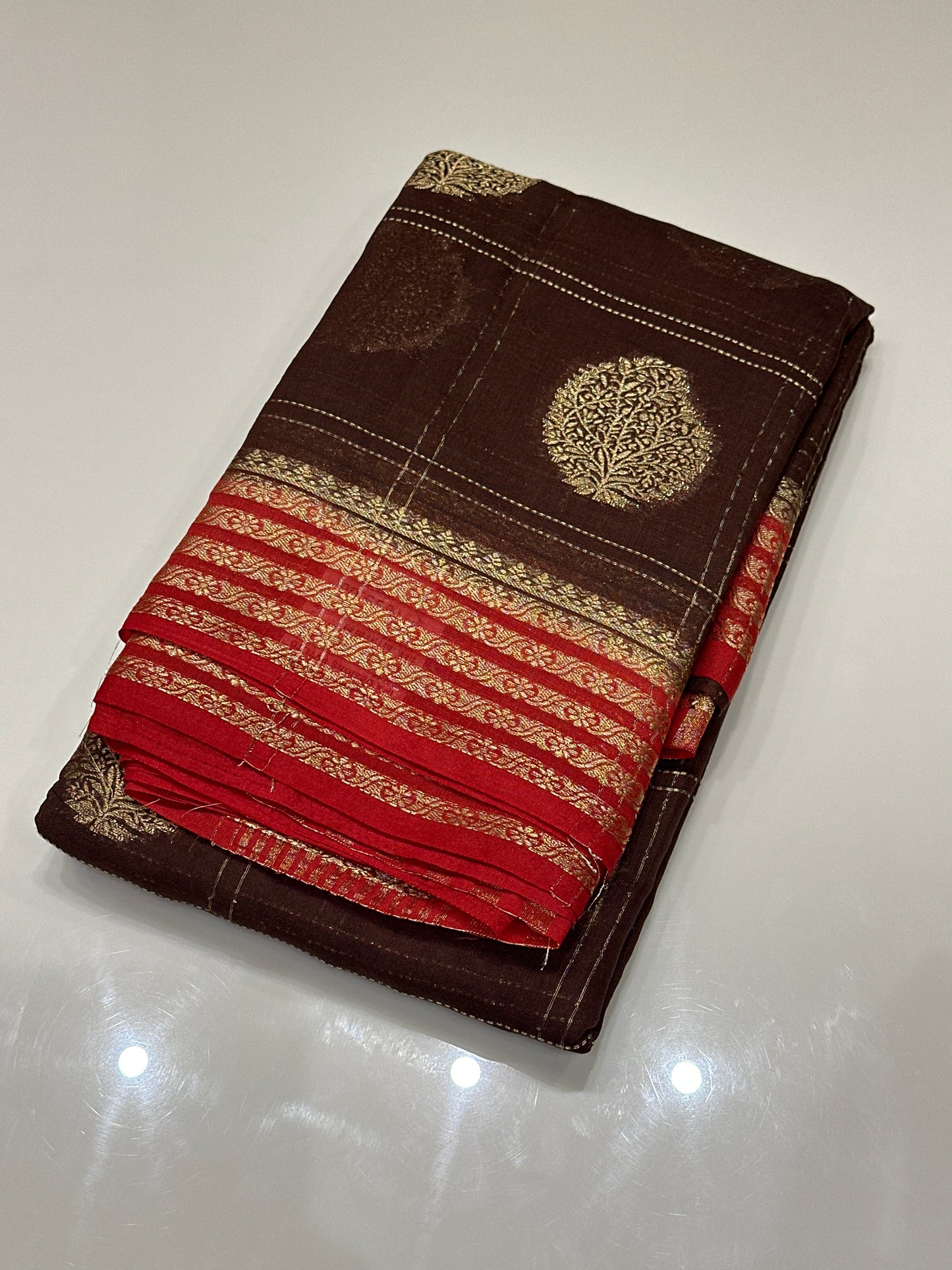 OFFER SALES SAREES - IHA 27182