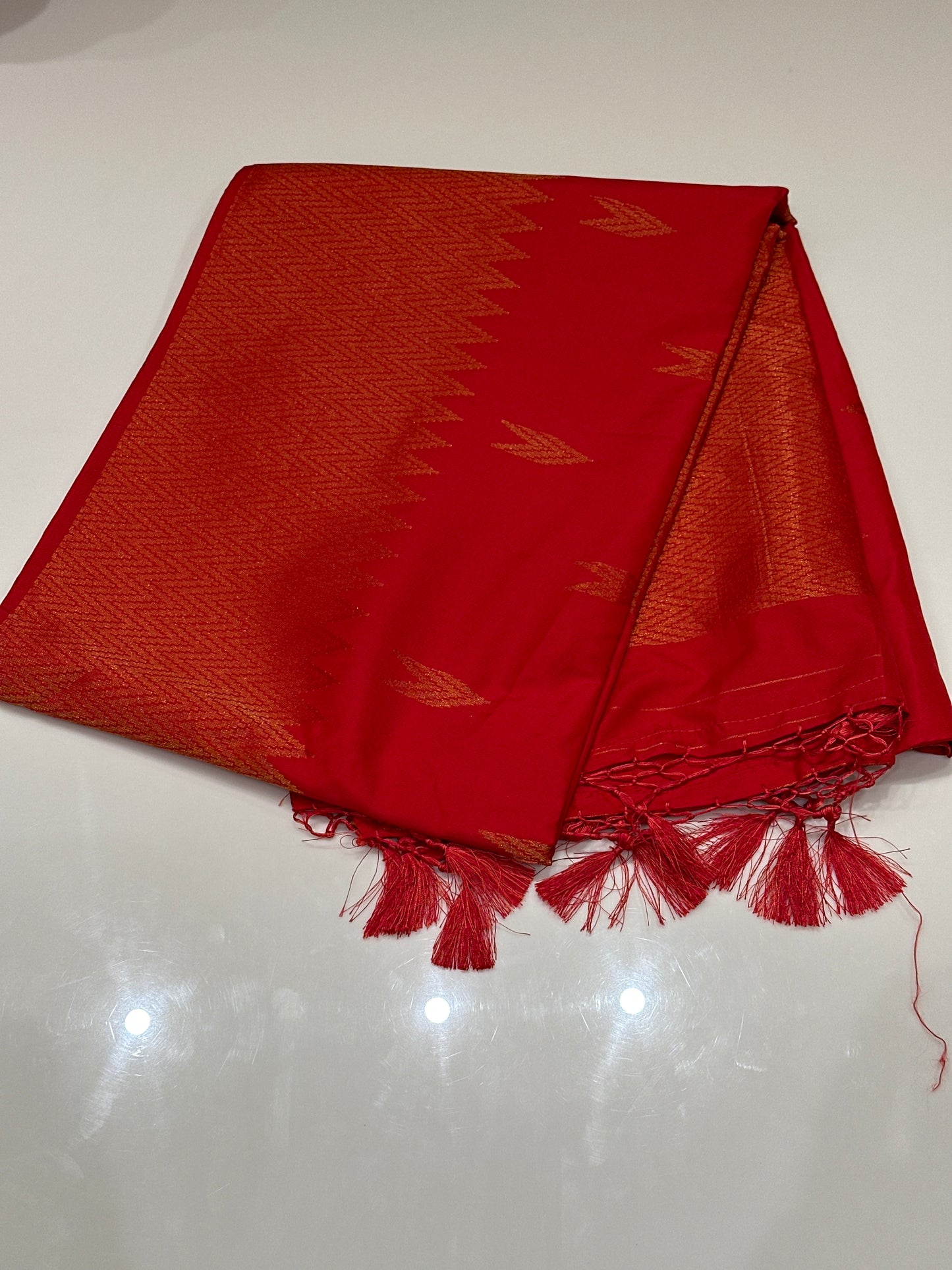 OFFER SALES SAREES - IHA 27182