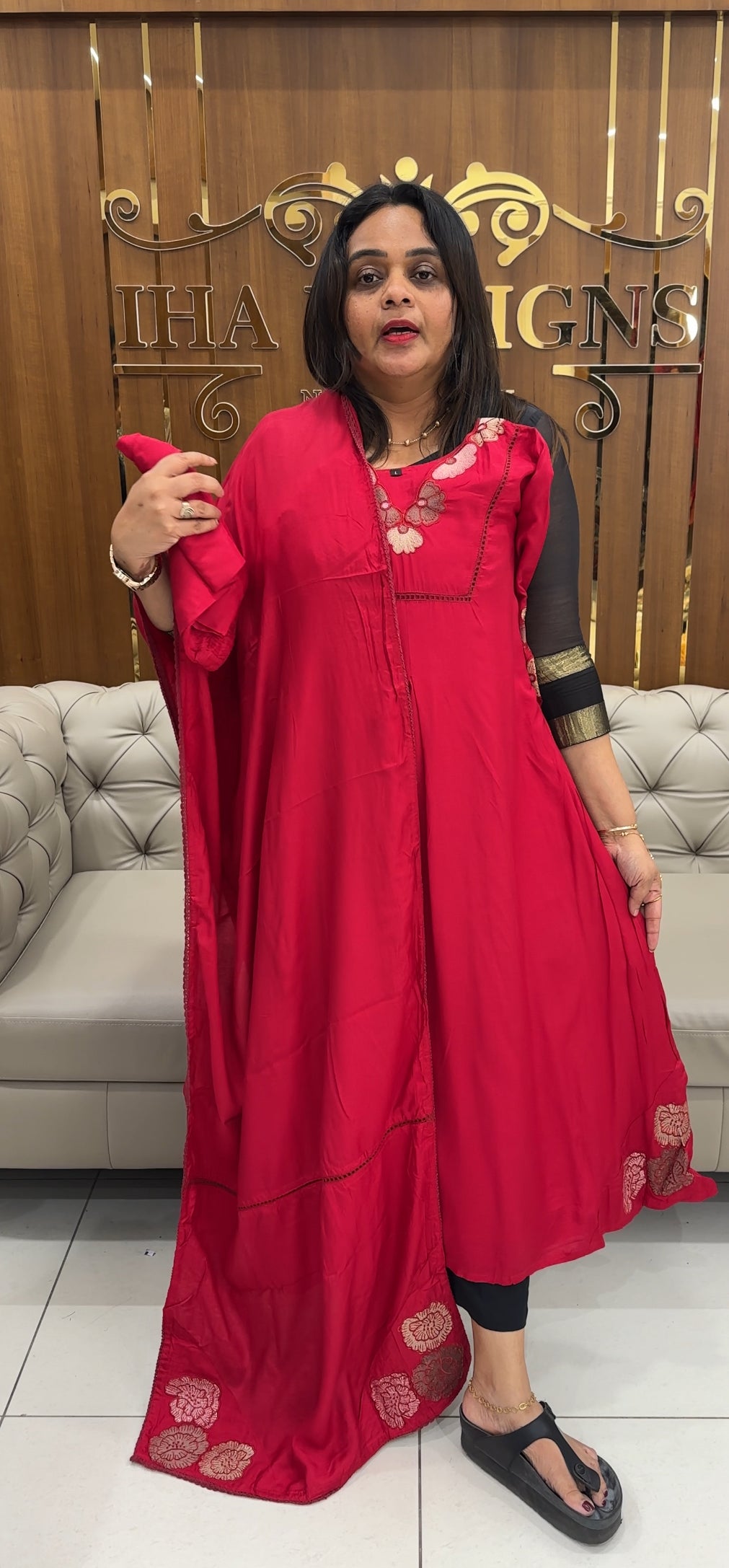 MUSLIN SILK SLITTED TOP ,BOTTOM AND DUPATTA - IHA 26356