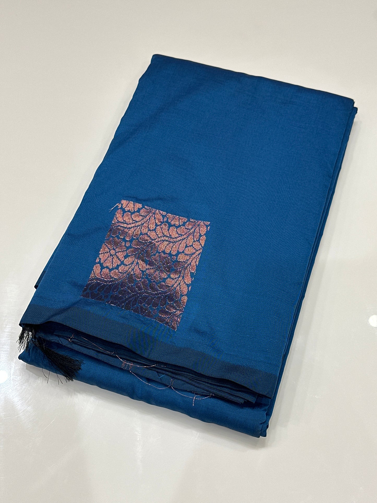 OFFER SALES SAREES - IHA 27182