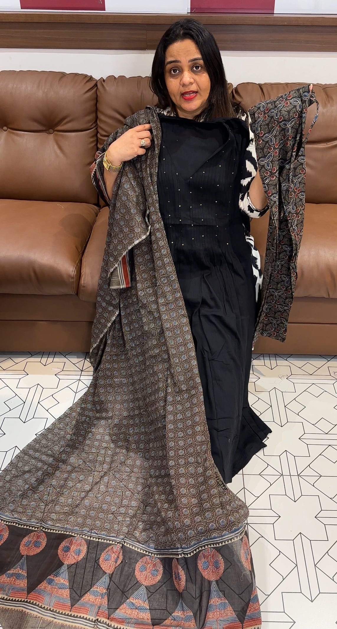 CRUSHED COTTON TOP, BOTTOM AND DUPATTA - IHA 22829