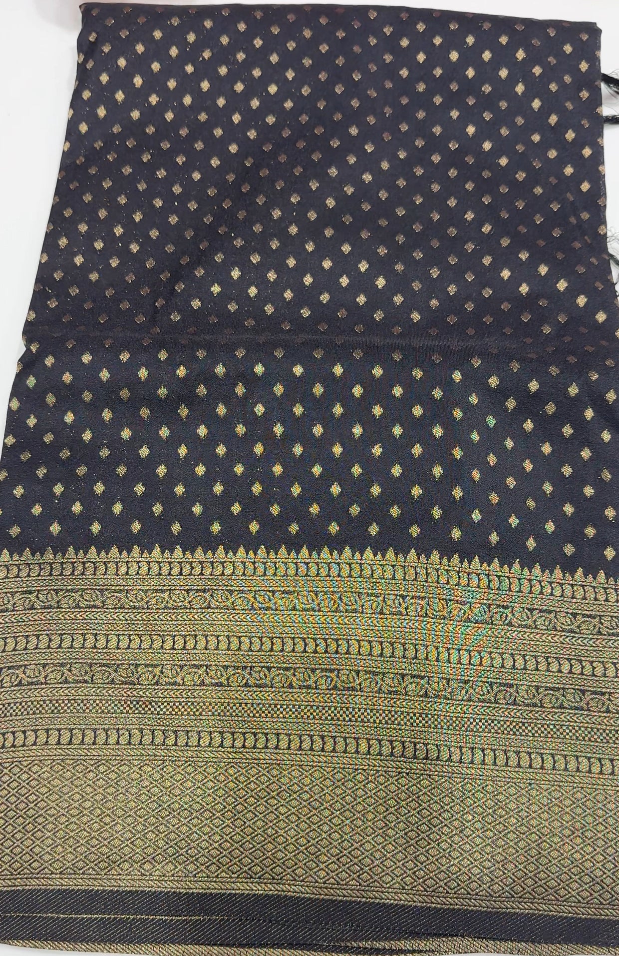 SEMI BANARASI SAREES - IHA 27402