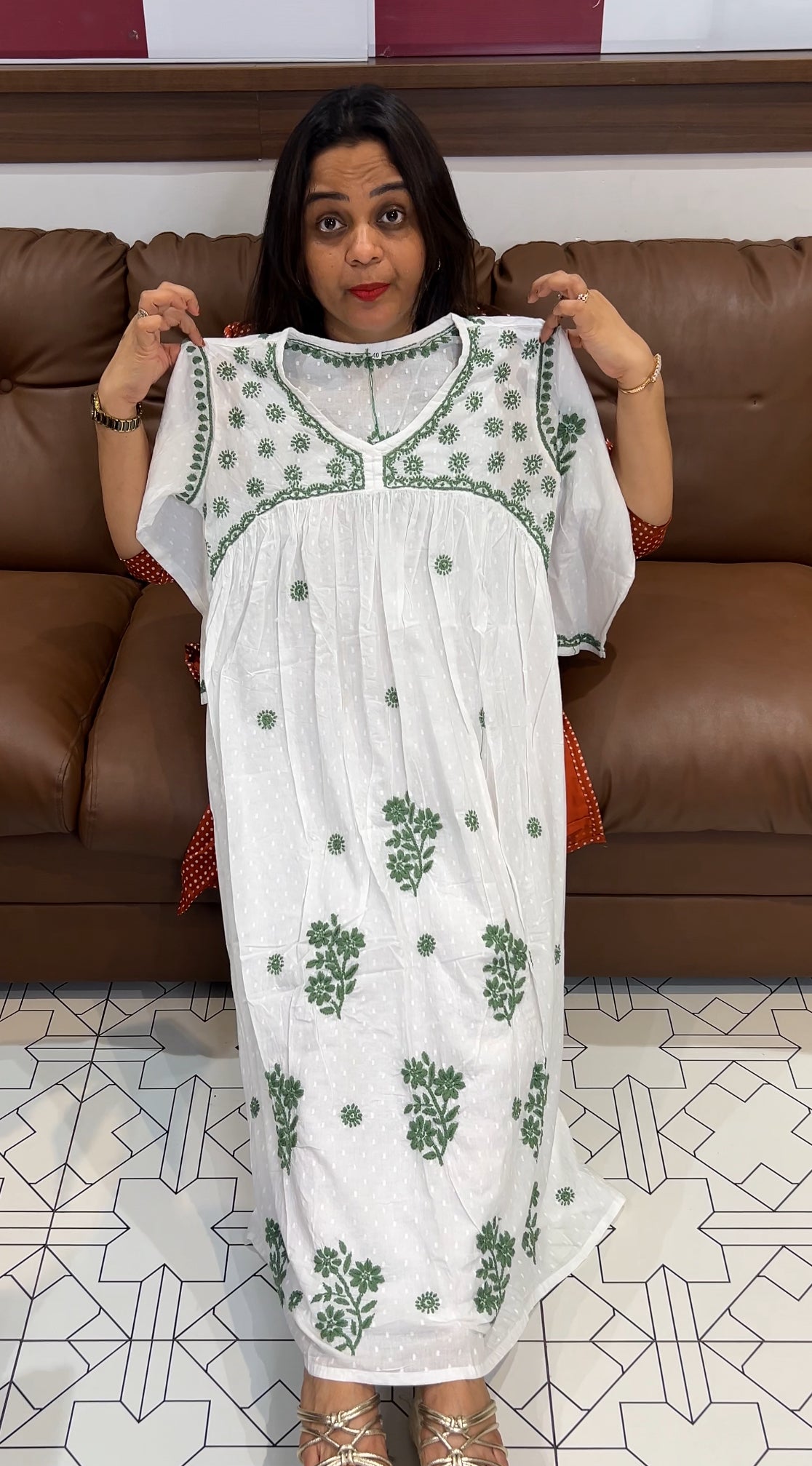 LUCKNOWI ALIYA CUT A-LINE TOPS - IHA 22773