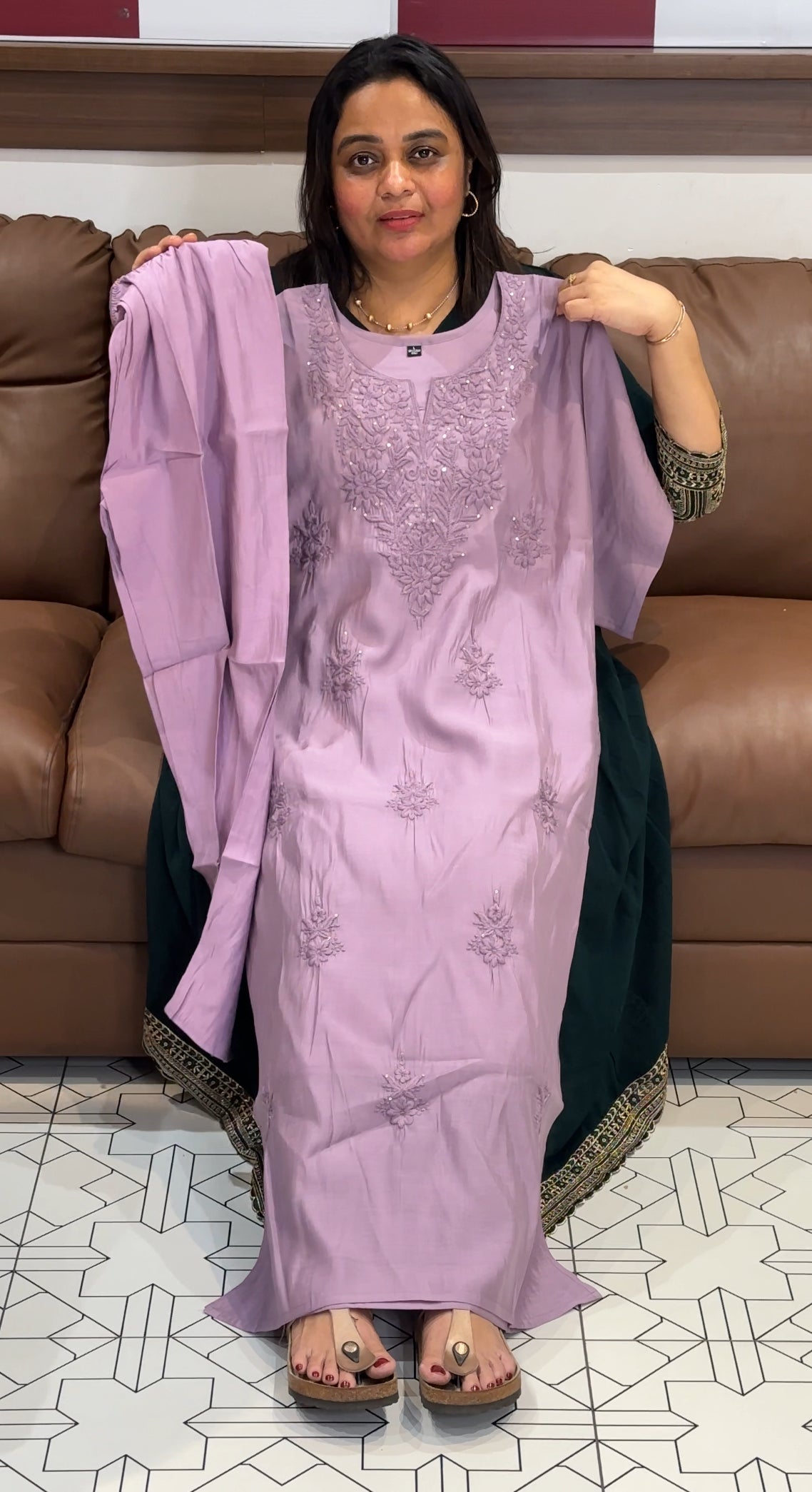 CHIKANKARI TOP AND BOTTOM - IHA 27359