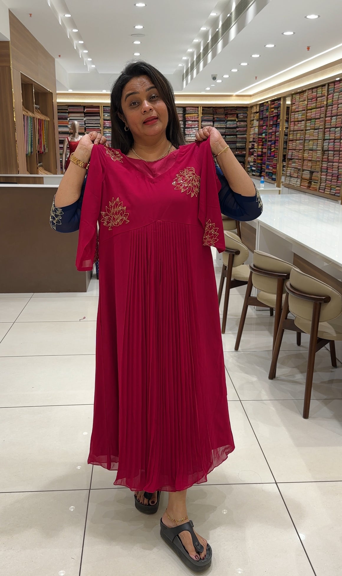 IHA'S IN-HOUSE LONG TOPS - IHA 26018