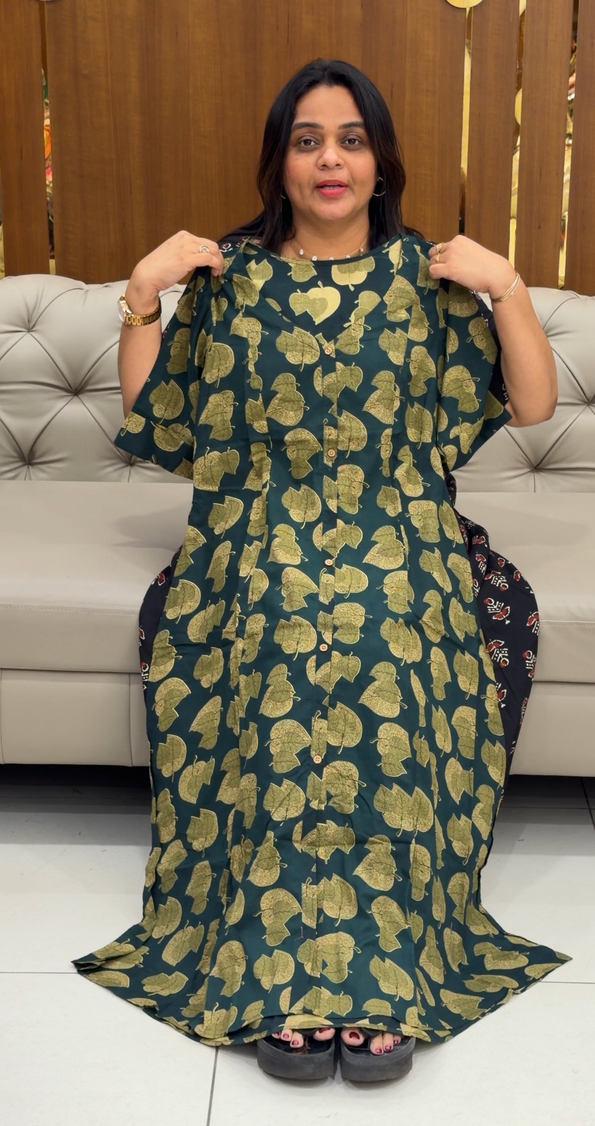 IHA'S IN-HOUSE PRINTED ALINE TOPS - IHA 28741