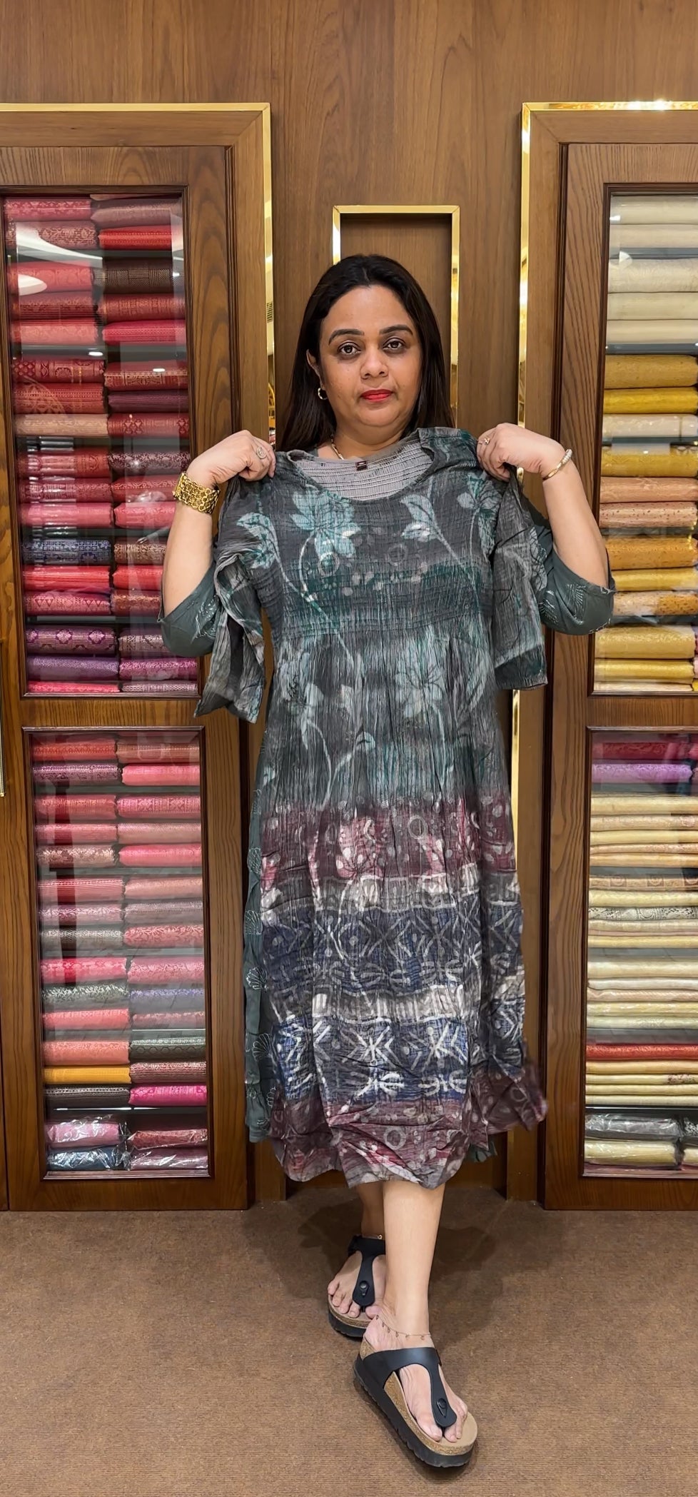 SMOKING PRINTED TOPS - IHA 21903