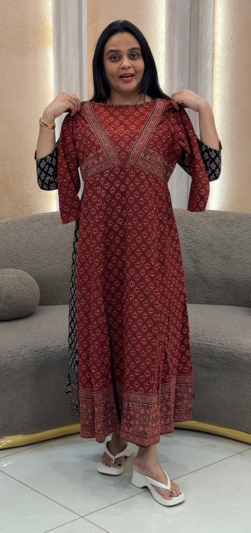 IHA'S IN-HOUSE PRINTED ALINE TOPS - IHA 32487