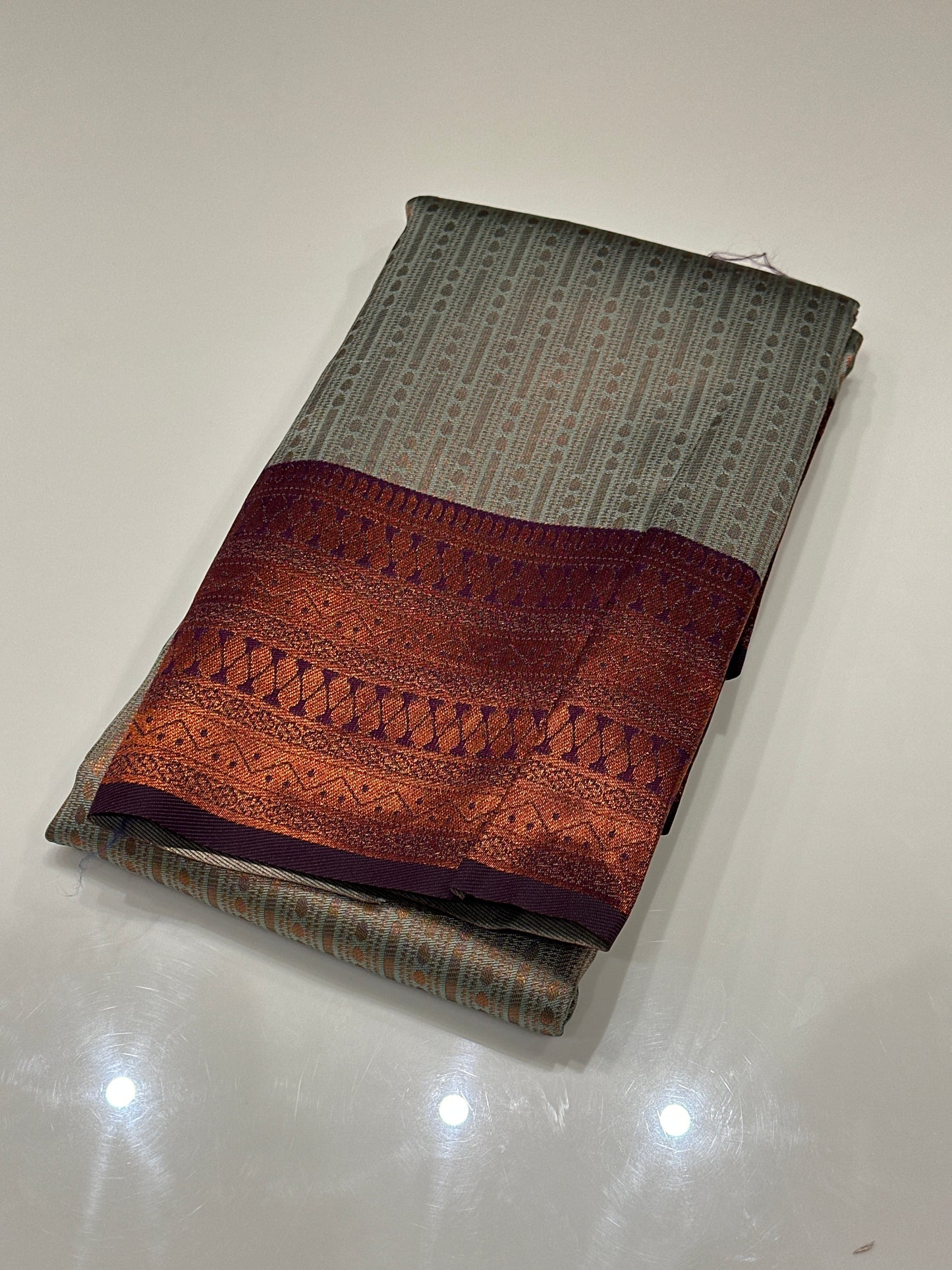 OFFER SALES SAREES - IHA 27182