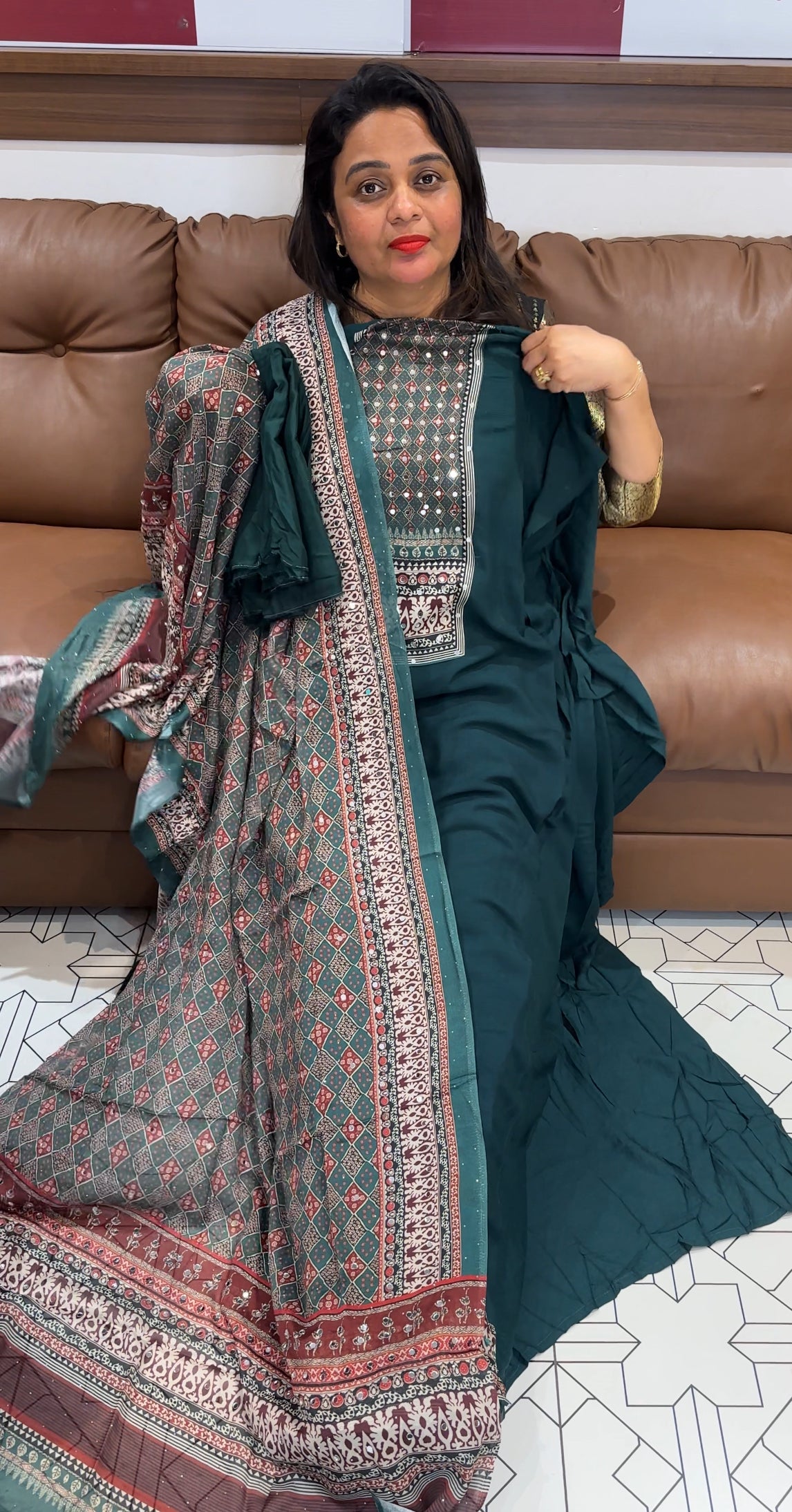 DESIGNER UNSTITCHED SALWAR SUITS - IHA 25566