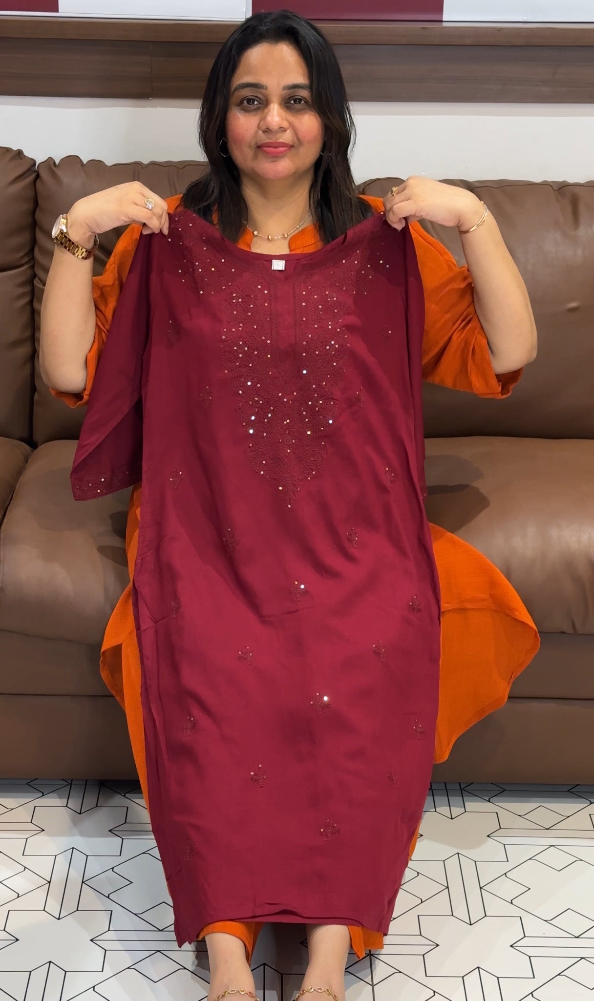 LUCKNOWI CHIKANKARI TOPS - IHA 27321