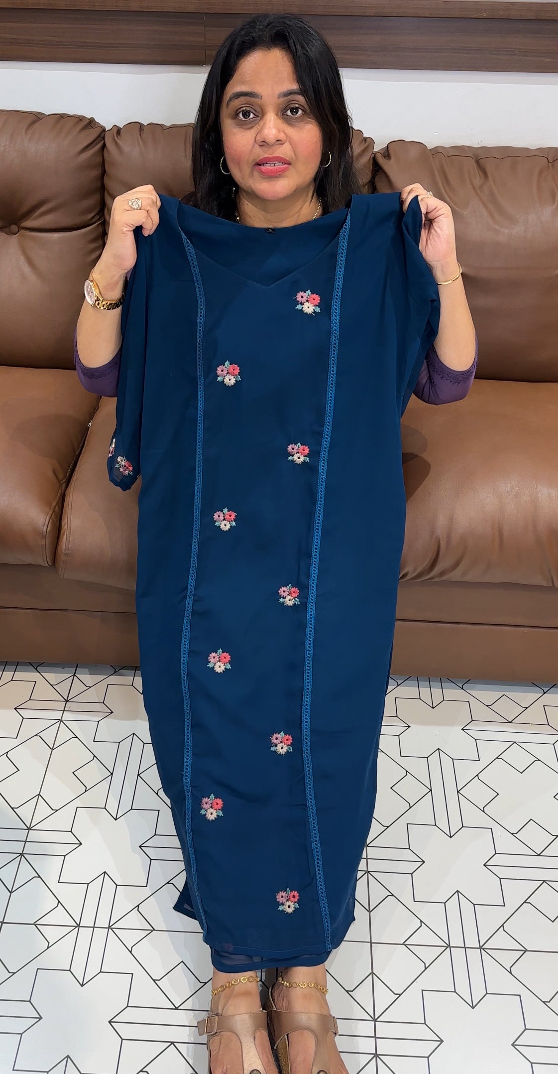 BUDGET BUY LONG SLITTED TOPS - IHA 27167