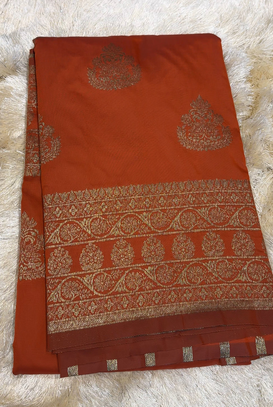 SEMI BANARASI SAREES - IHA 27779