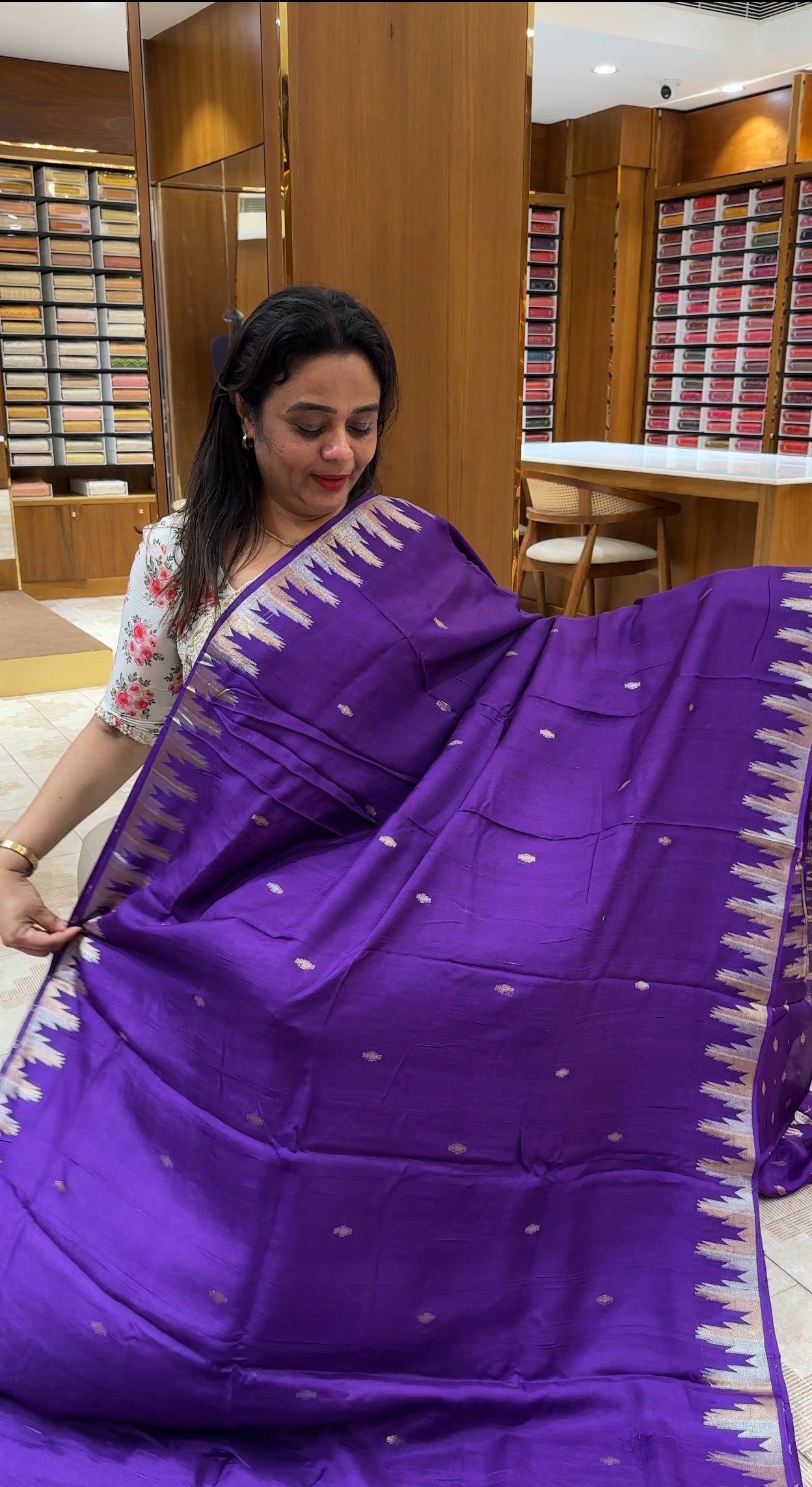 DOLA BANARASI SAREES - IHA 25712